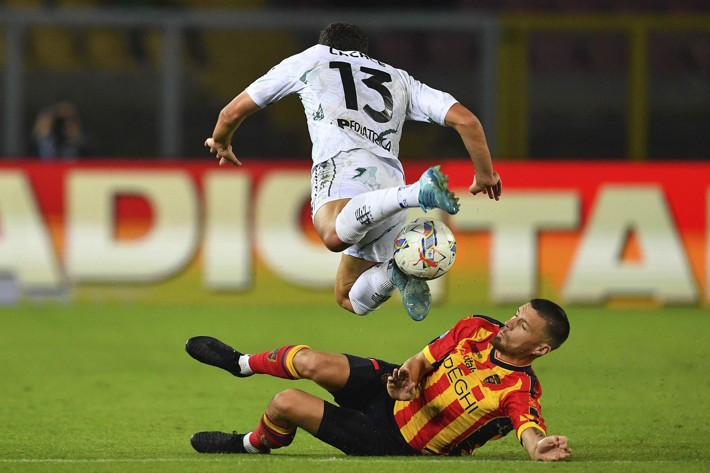 Pierotti's first goal for Lecce lifts the club off the bottom of Serie A | iNFOnews.ca
