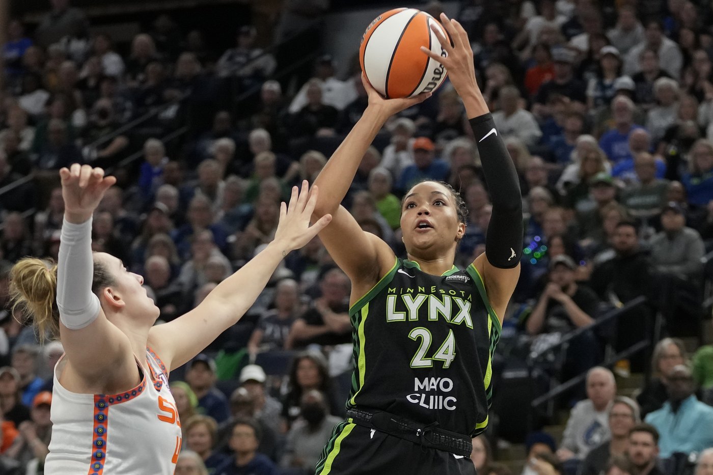 Napheesa Collier, the unassuming and unflappable superstar, has led the Lynx back to the WNBA Finals | iNFOnews.ca Napheesa Collier, the unassuming and unflappable superstar, has led the Lynx back to the WNBA Finals | iNFOnews.ca