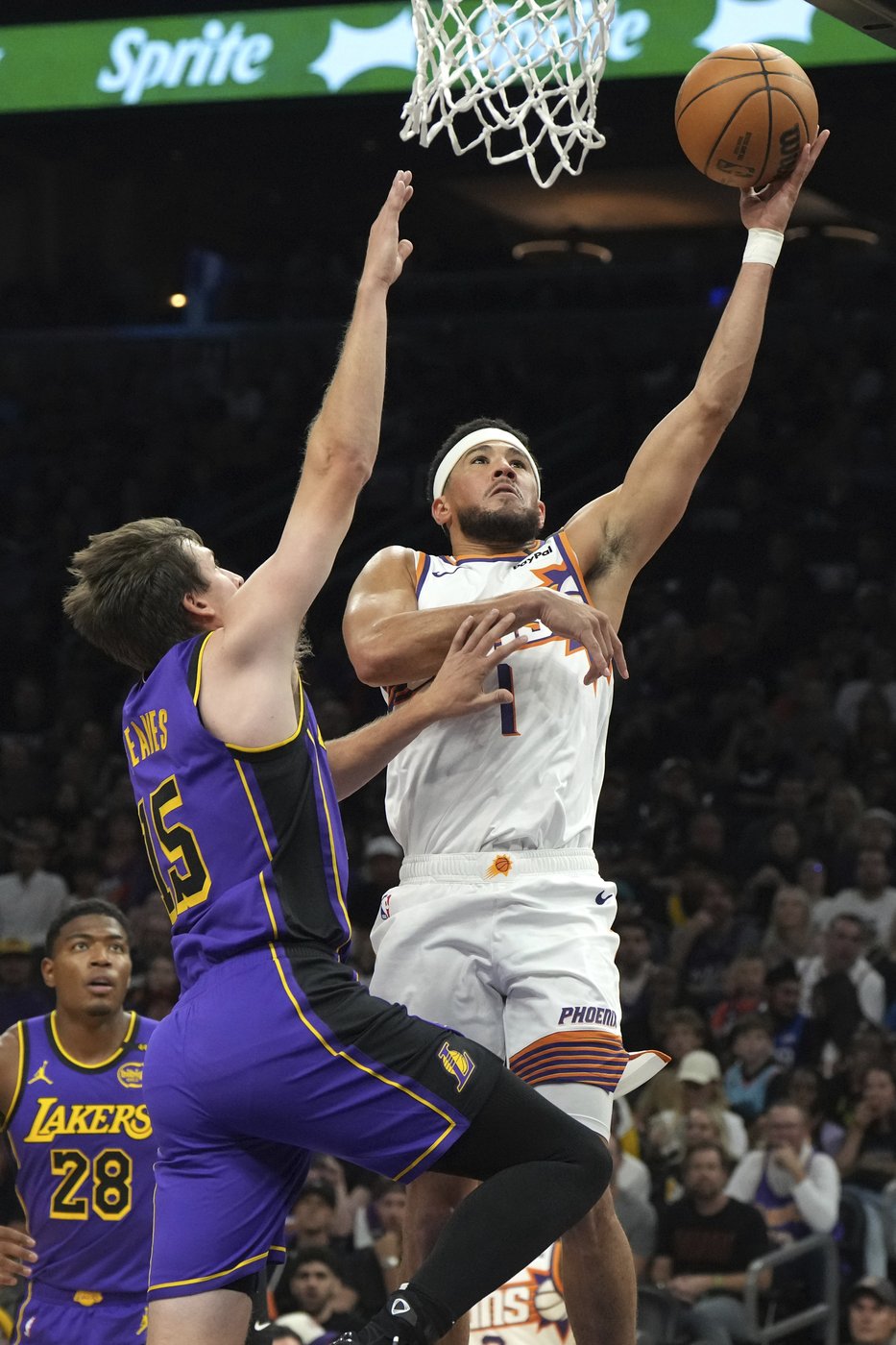 Booker scores 33, Durant adds 30 as the Suns rally for 109-105 win and hand Lakers first loss | iNFOnews.ca Booker scores 33, Durant adds 30 as the Suns rally for 109-105 win and hand Lakers first loss | iNFOnews.ca