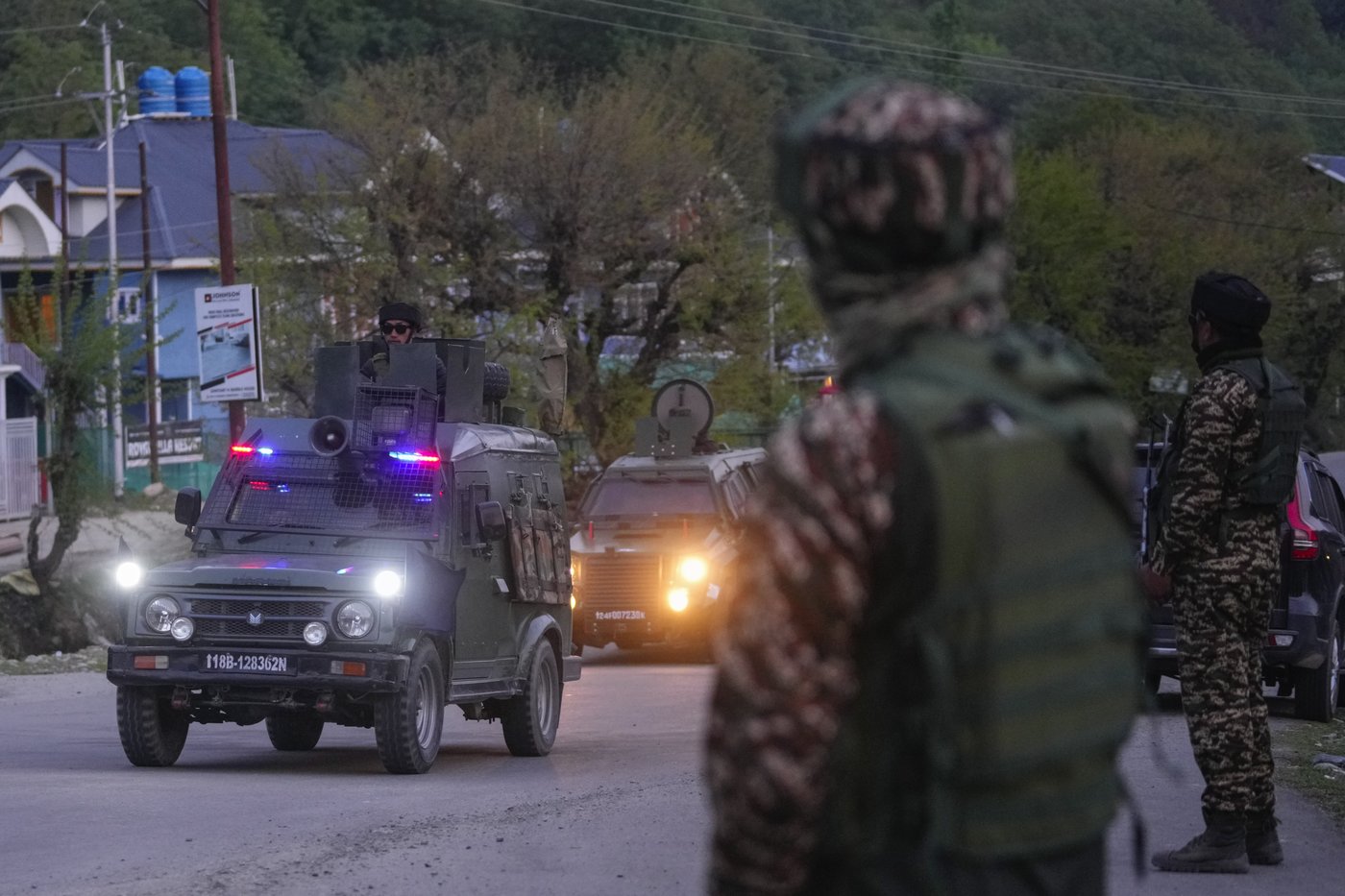Militants kill at least 26 tourists at a resort in Indian-controlled Kashmir | iNFOnews.ca Militants kill at least 26 tourists at a resort in Indian-controlled Kashmir | iNFOnews.ca