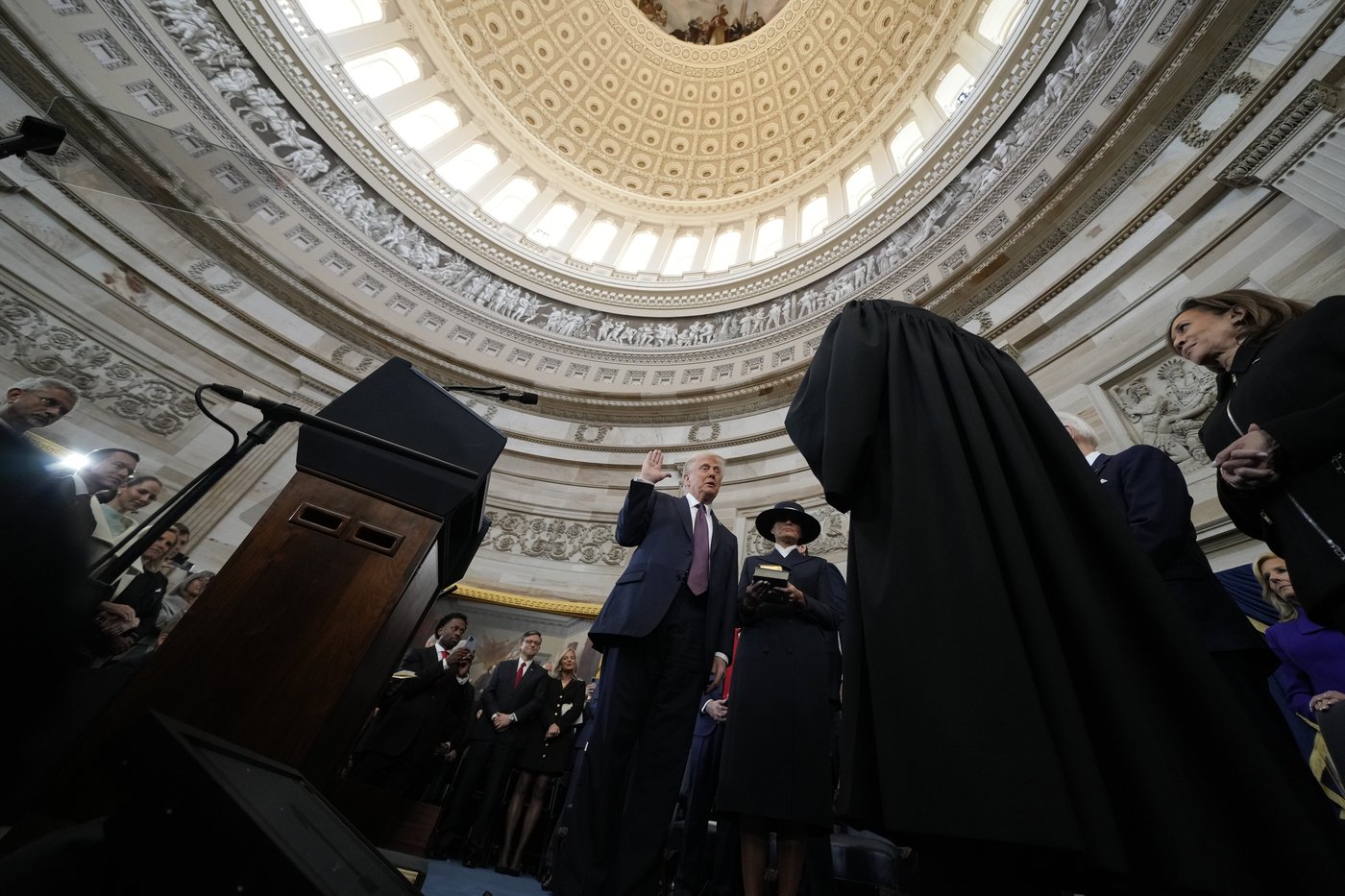 PHOTO COLLECTION: Trump Inauguration Swearing In | iNFOnews.ca