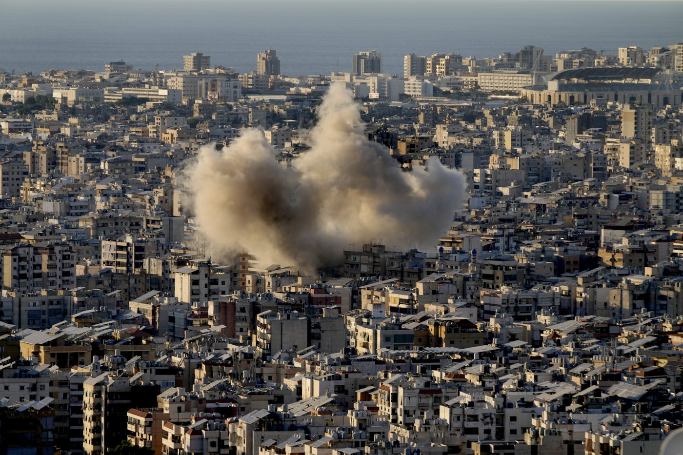 A drone targets the Israeli prime minister's house during new barrages with Hezbollah | iNFOnews.ca