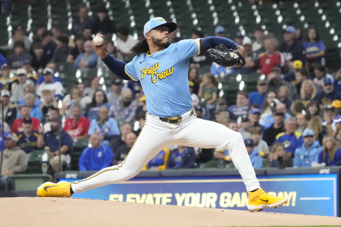 Peralta, Brewers hand the Cardinals their 6th straight loss with a 3-2 victory | iNFOnews.ca Peralta, Brewers hand the Cardinals their 6th straight loss with a 3-2 victory | iNFOnews.ca