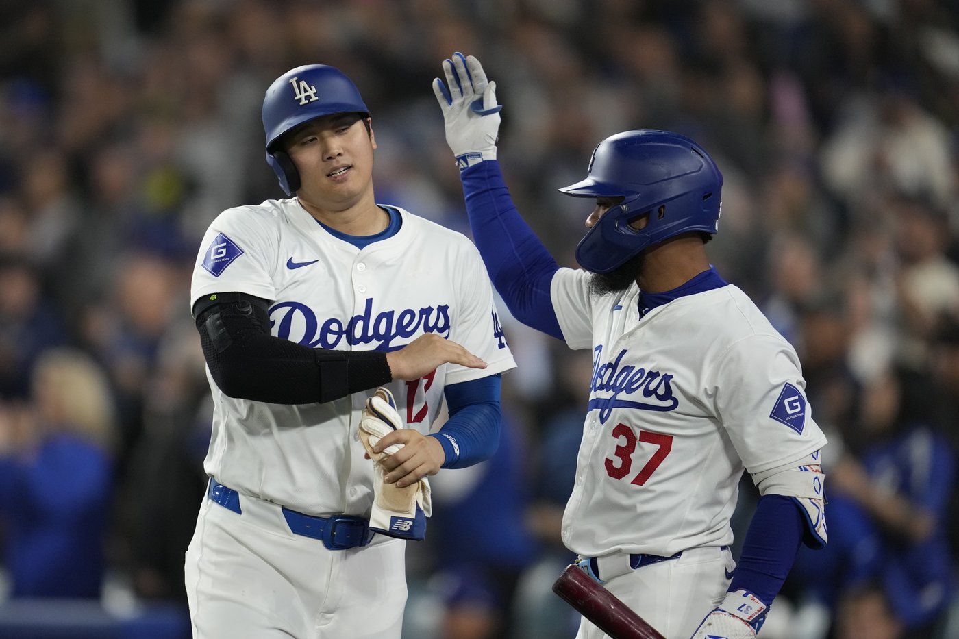 Dodgers rally with 5 runs in 7th and beat Padres 7-2 to clinch 11th NL West title in 12 years | iNFOnews.ca Dodgers rally with 5 runs in 7th and beat Padres 7-2 to clinch 11th NL West title in 12 years | iNFOnews.ca
