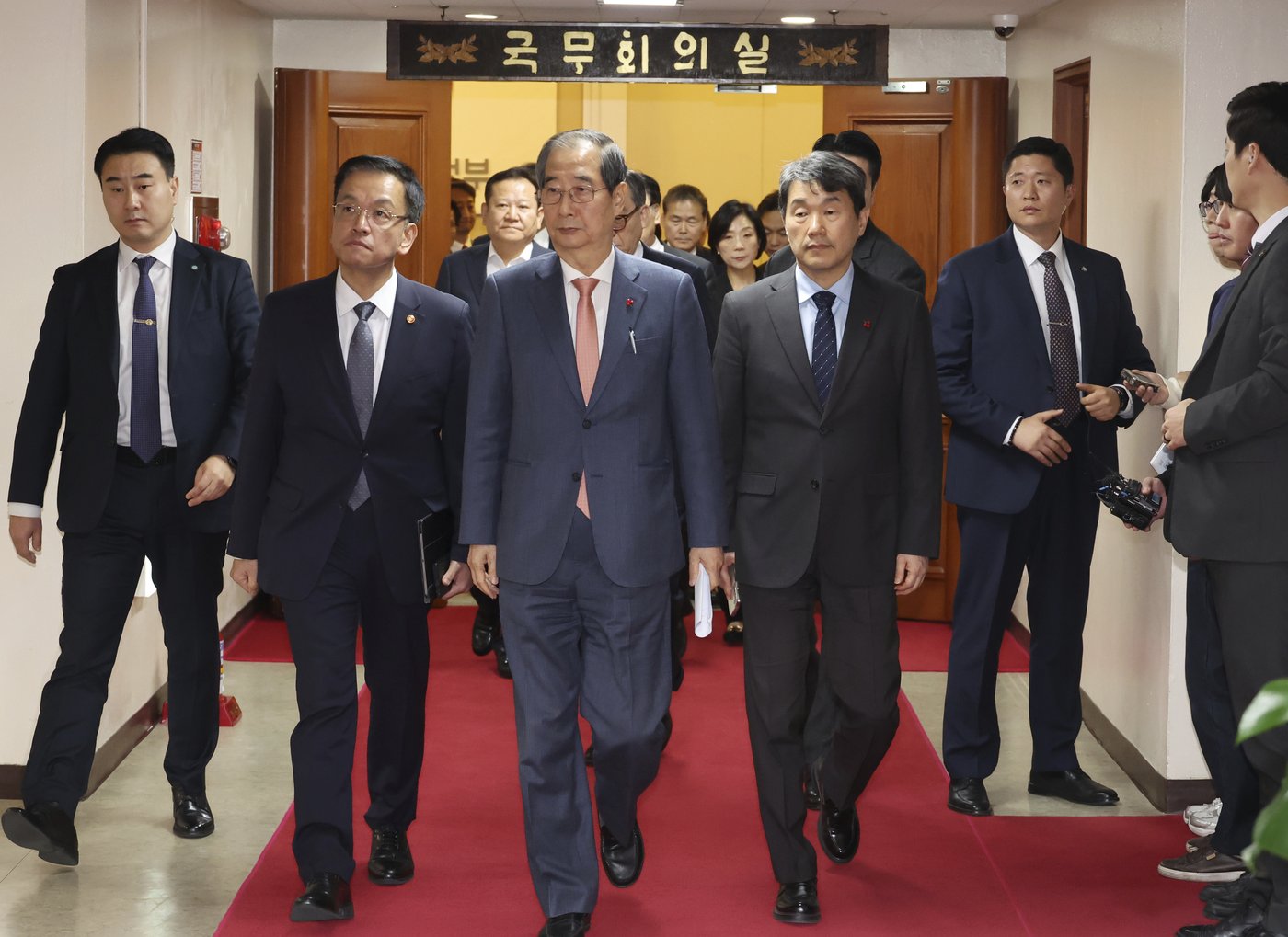 South Korea’s opposition parties move to impeach president over sudden declaration of martial law | iNFOnews.ca South Korea’s opposition parties move to impeach president over sudden declaration of martial law | iNFOnews.ca