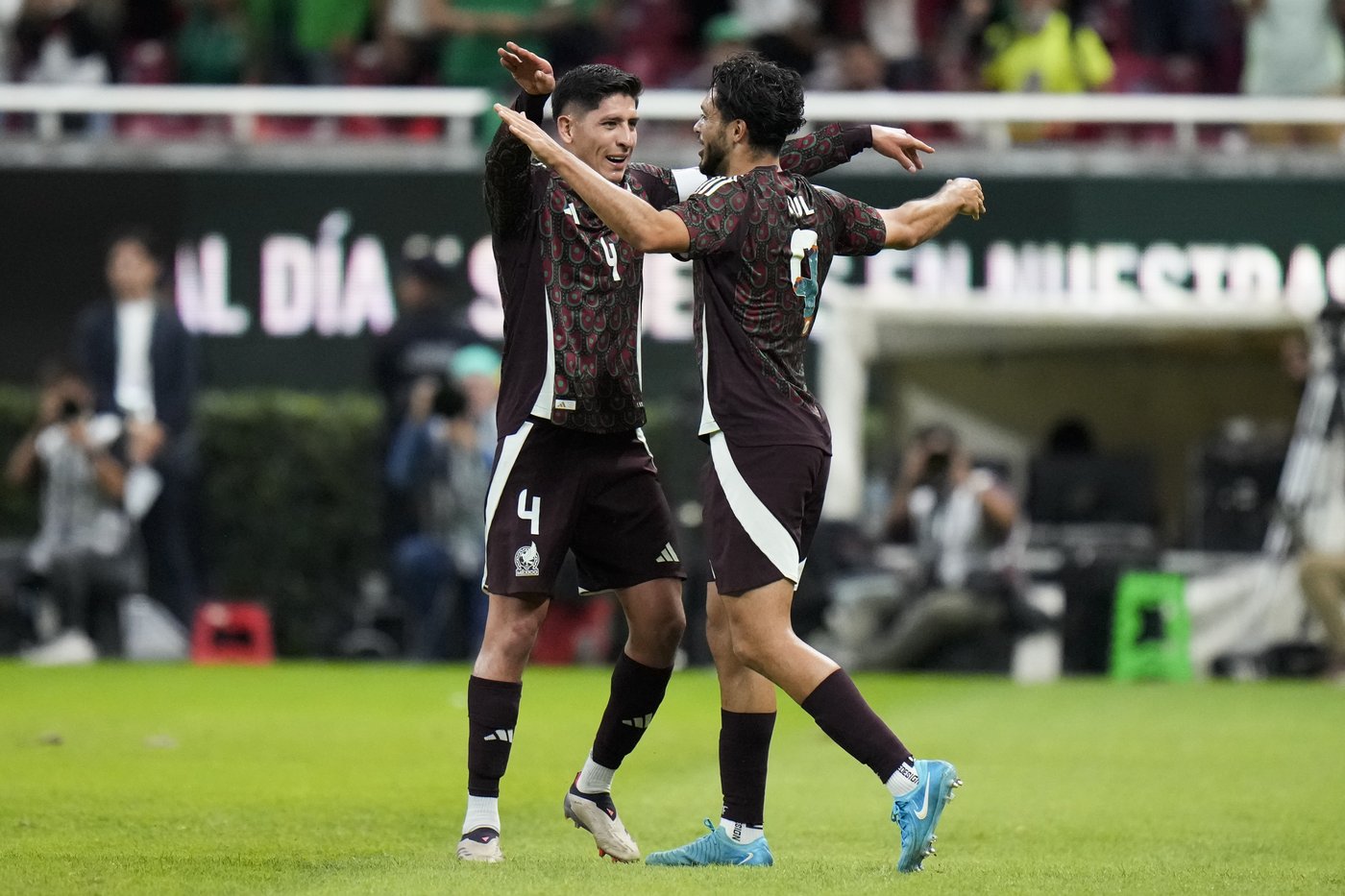 Mexico stops 7-game winless streak against the US as Jiménez and Huerta score in 2-0 victory | iNFOnews.ca