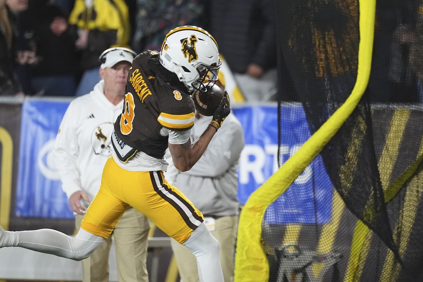 No. 12 Boise State holds off stubborn Wyoming 17-13 and advances to Mountain West title game | iNFOnews.ca