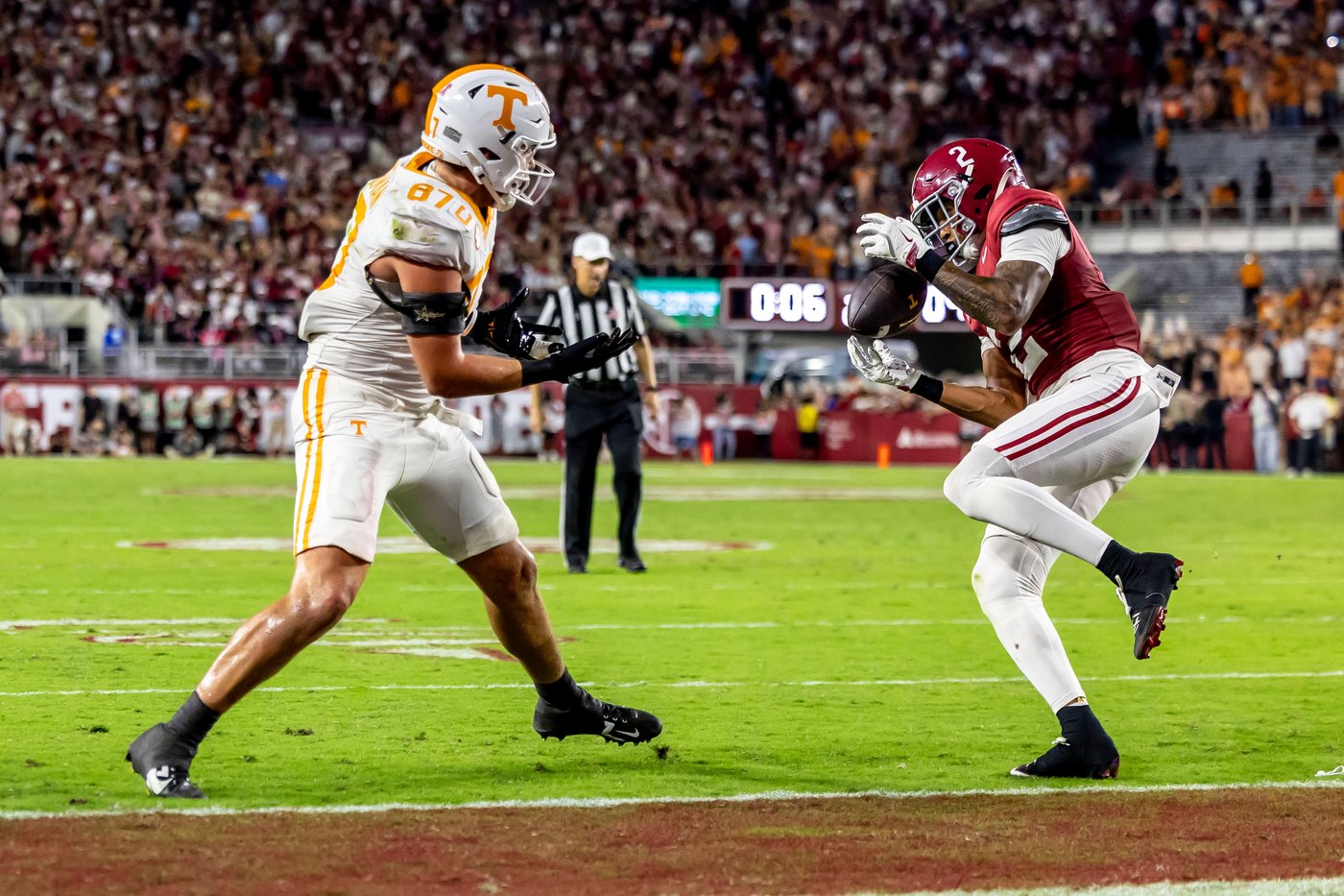 No. 6 Alabama stifles No. 11 Tennessee 37-20 for its 4th straight win over a ranked team | iNFOnews.ca