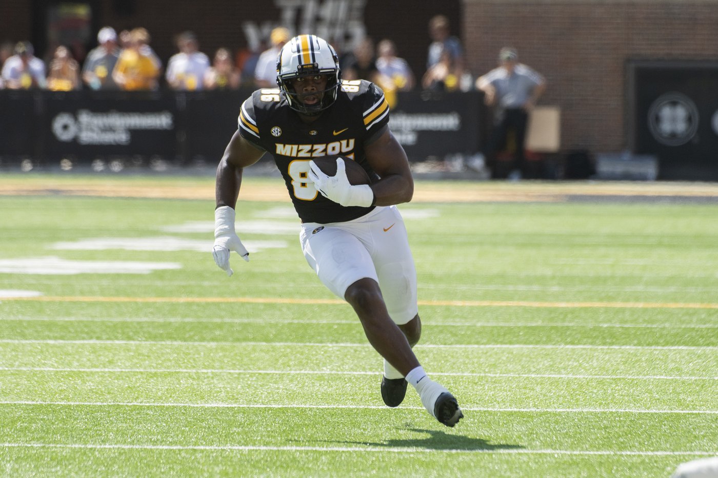 Ahmad Hardy stars as No. 25 Missouri beats Louisiana-Lafayette 52-10 | iNFOnews.ca Ahmad Hardy stars as No. 25 Missouri beats Louisiana-Lafayette 52-10 | iNFOnews.ca