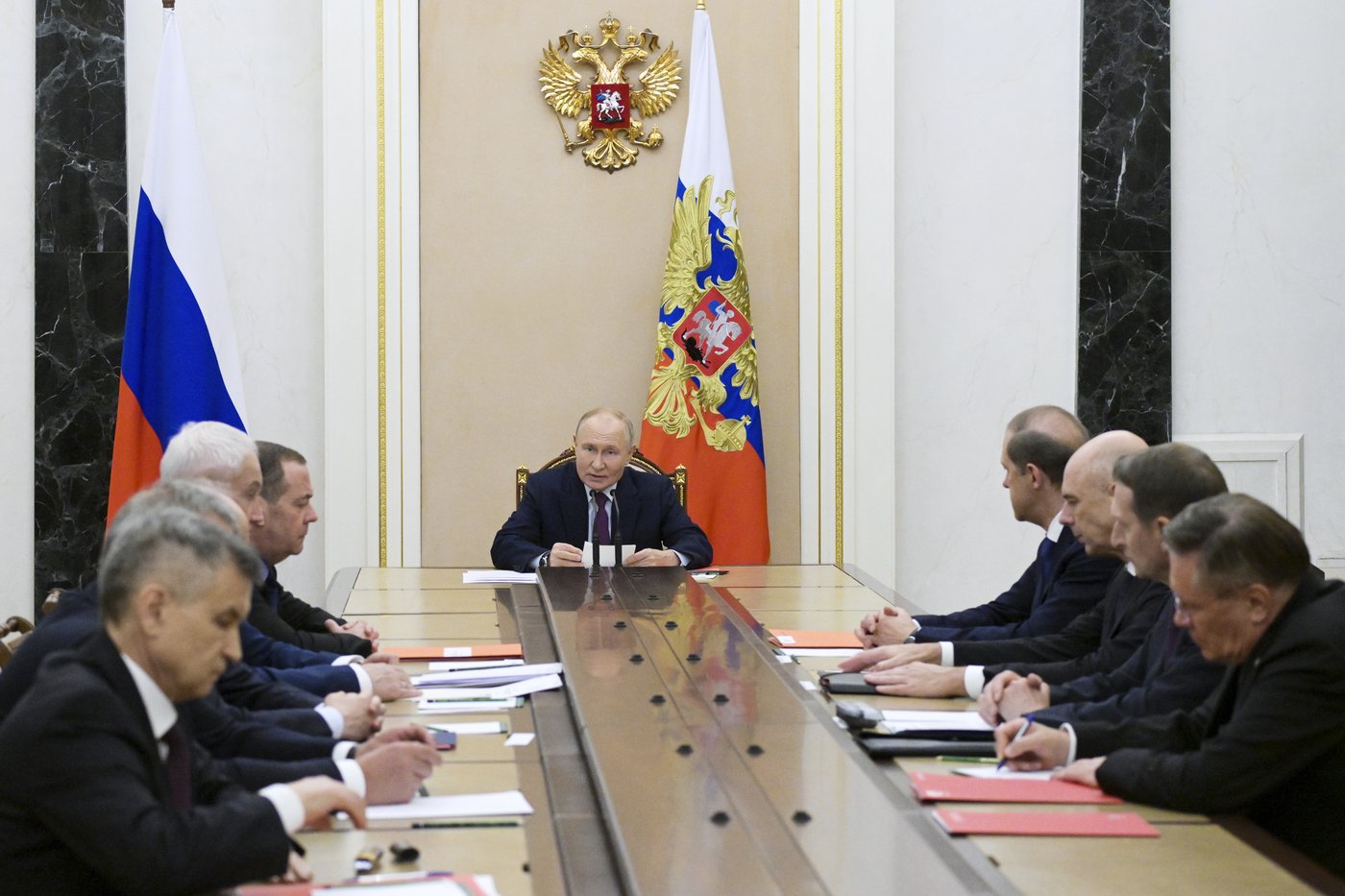 Kremlin says changes in Russia's nuclear doctrine are intended as a warning to the West | iNFOnews.ca Kremlin says changes in Russia's nuclear doctrine are intended as a warning to the West | iNFOnews.ca