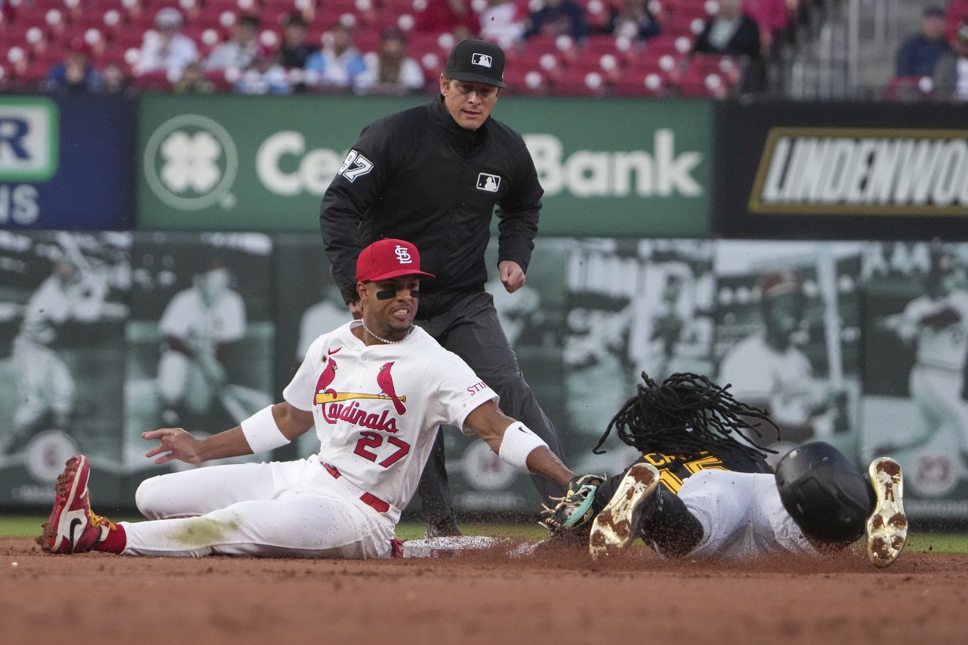 Contreras homer sparks Cardinals over Pirates 6-3 | iNFOnews.ca Contreras homer sparks Cardinals over Pirates 6-3 | iNFOnews.ca