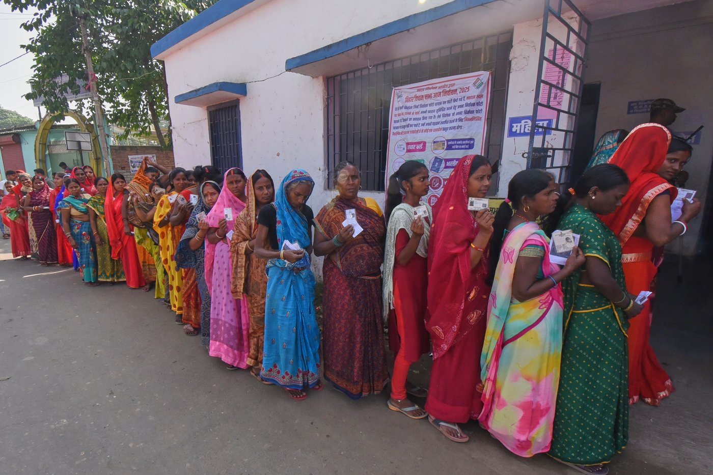 Indians vote in a state election in Bihar seen as key test for Prime Minister Modi | iNFOnews.ca Indians vote in a state election in Bihar seen as key test for Prime Minister Modi | iNFOnews.ca