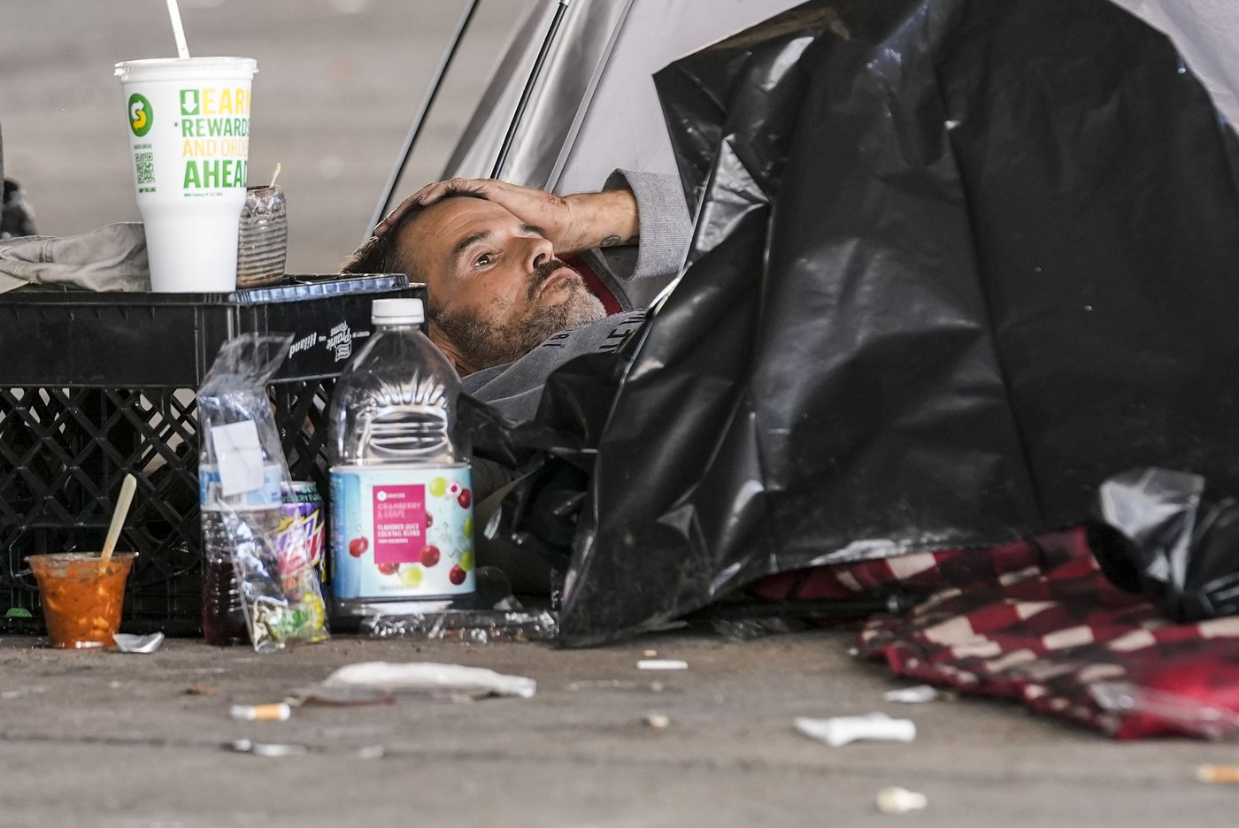 Before Taylor Swift show in New Orleans, a homeless encampment is forced to move | iNFOnews.ca