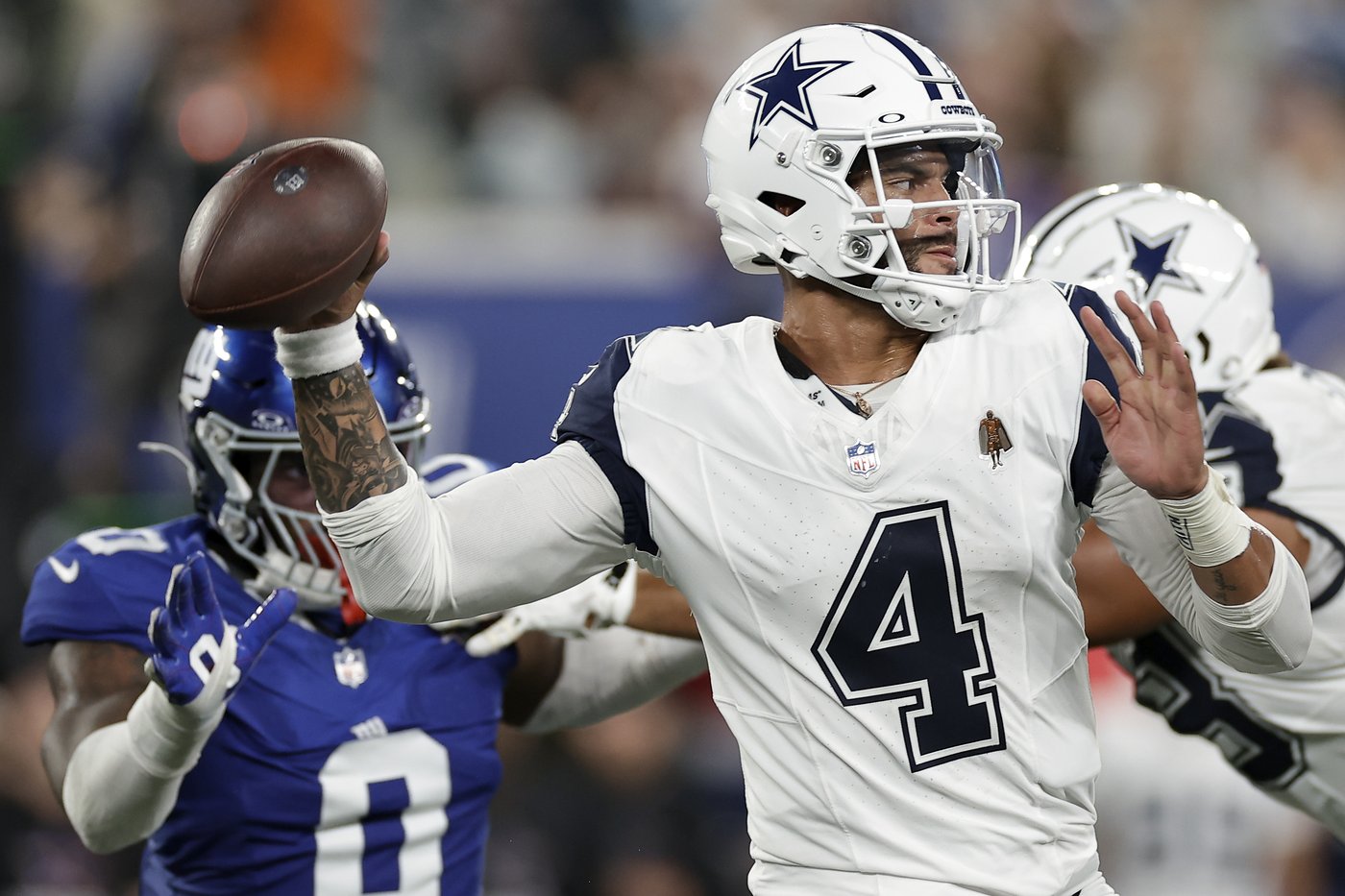 Dak Prescott throws 2 TD passes and Cowboys win 7th straight over Giants, 20-15 | iNFOnews.ca Dak Prescott throws 2 TD passes and Cowboys win 7th straight over Giants, 20-15 | iNFOnews.ca