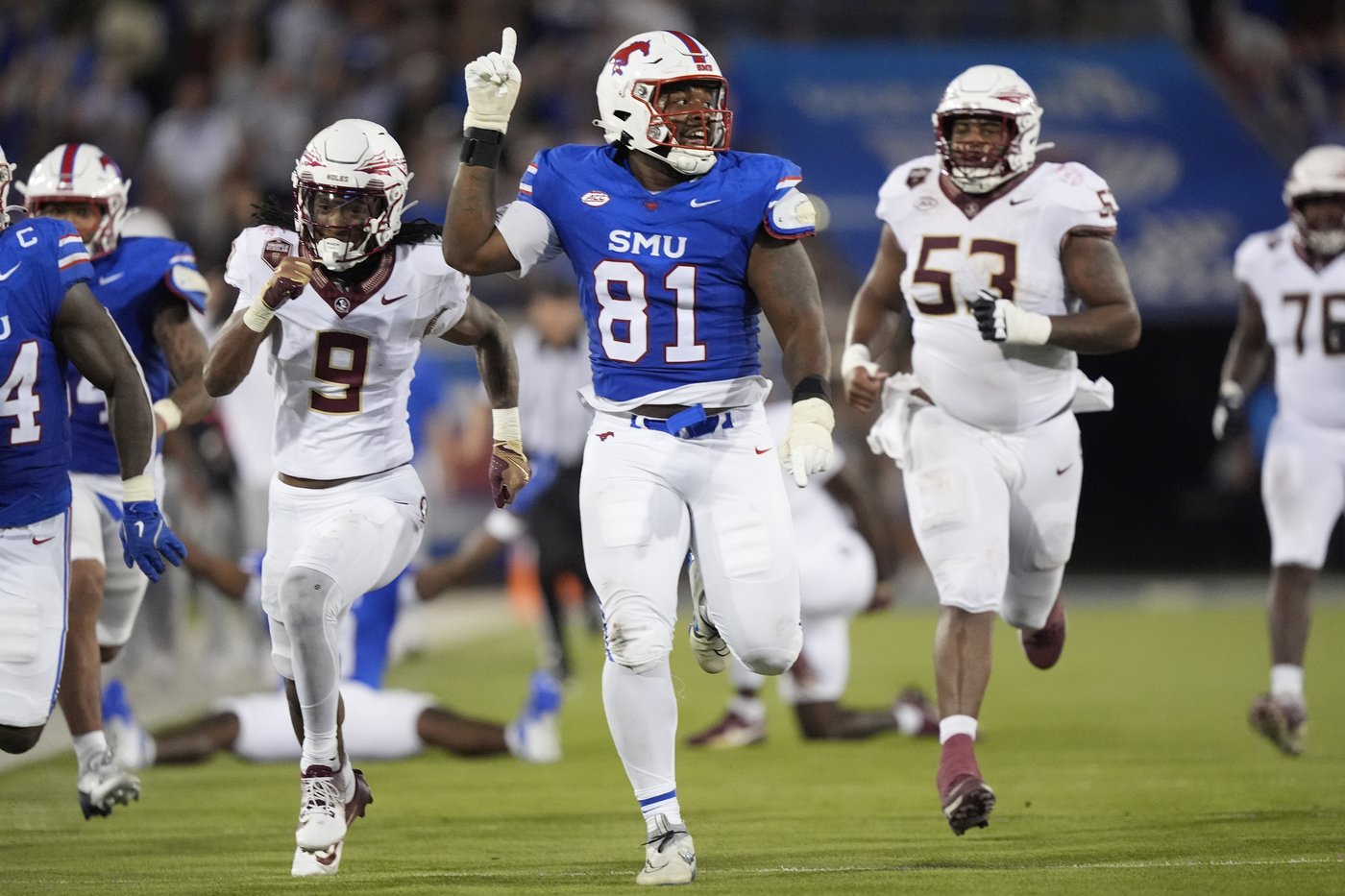 SMU dominates struggling Florida State 42-16 to win its ACC debut | iNFOnews.ca SMU dominates struggling Florida State 42-16 to win its ACC debut | iNFOnews.ca
