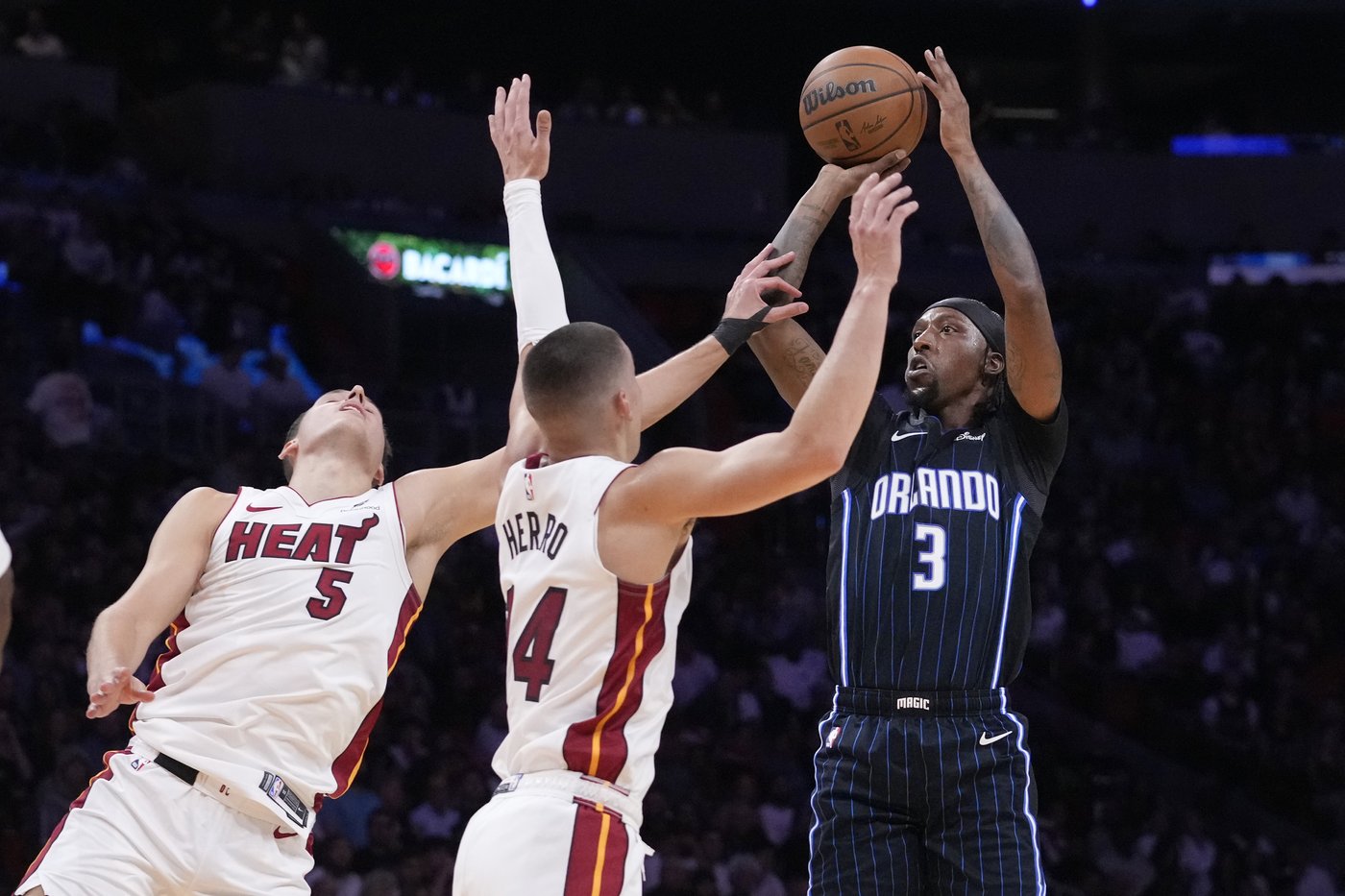 Banchero scores 33, Magic roll in 2nd half to beat Heat 116-97 on opening night | iNFOnews.ca Banchero scores 33, Magic roll in 2nd half to beat Heat 116-97 on opening night | iNFOnews.ca