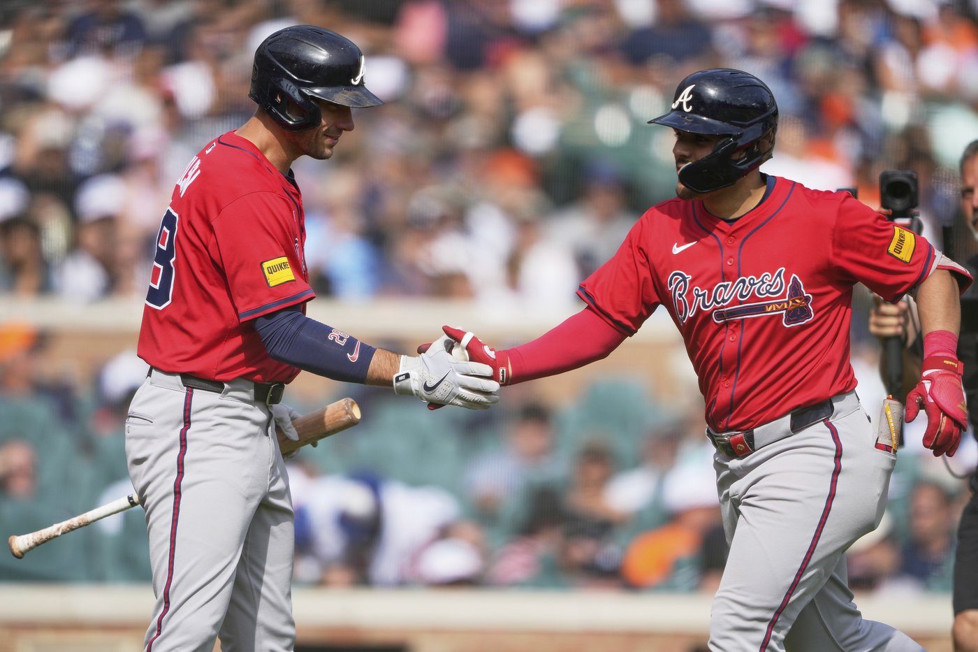 Surging Braves rally past reeling Tigers for 6-5 victory | iNFOnews.ca