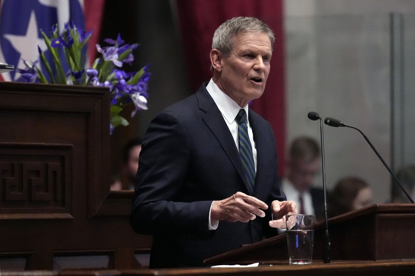 Tennessee governor to sign new school voucher program that will exclude some immigrant families | iNFOnews.ca