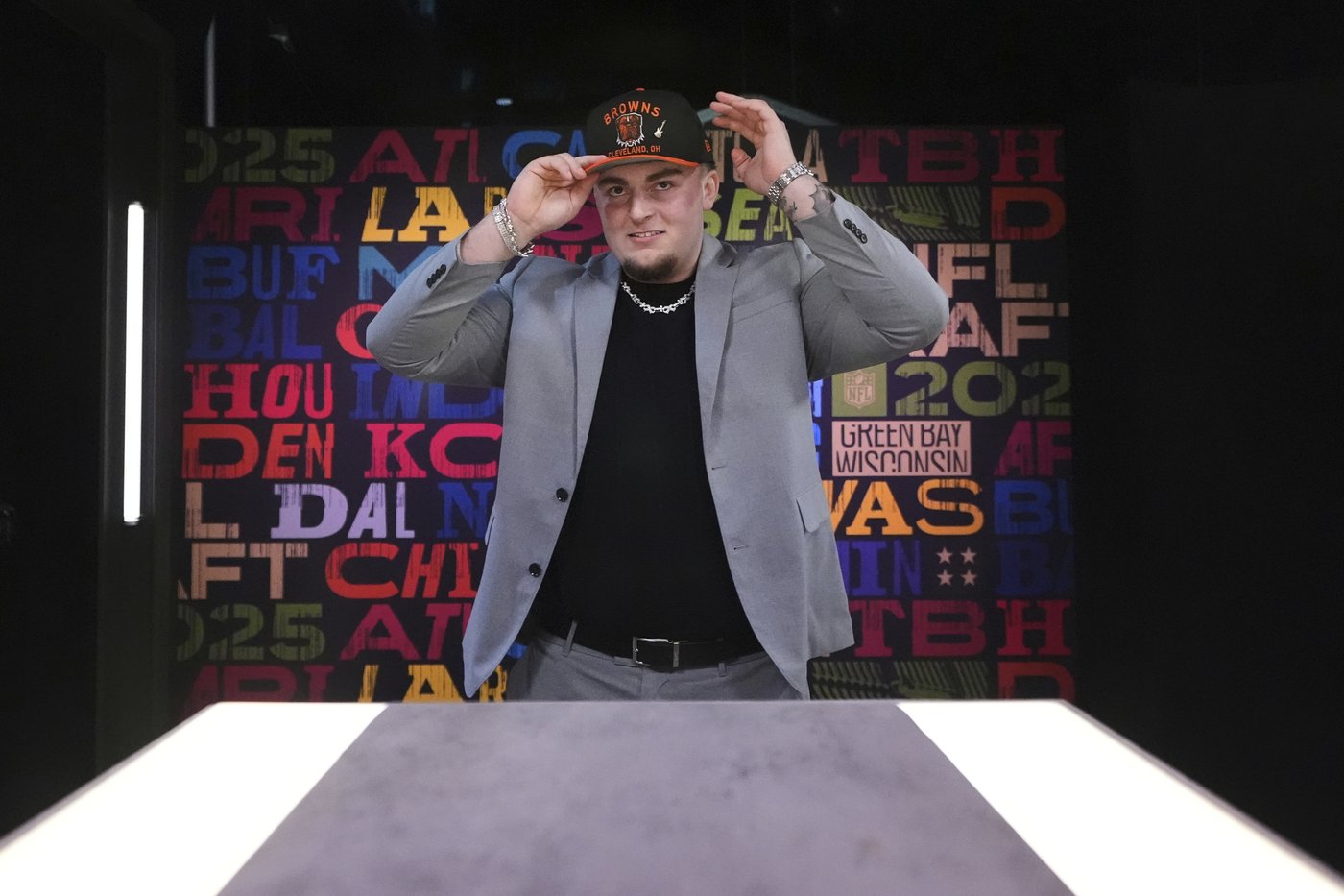 Cleveland Browns trade down, take Michigan DT Mason Graham with the 5th pick in the NFL draft | iNFOnews.ca Cleveland Browns trade down, take Michigan DT Mason Graham with the 5th pick in the NFL draft | iNFOnews.ca