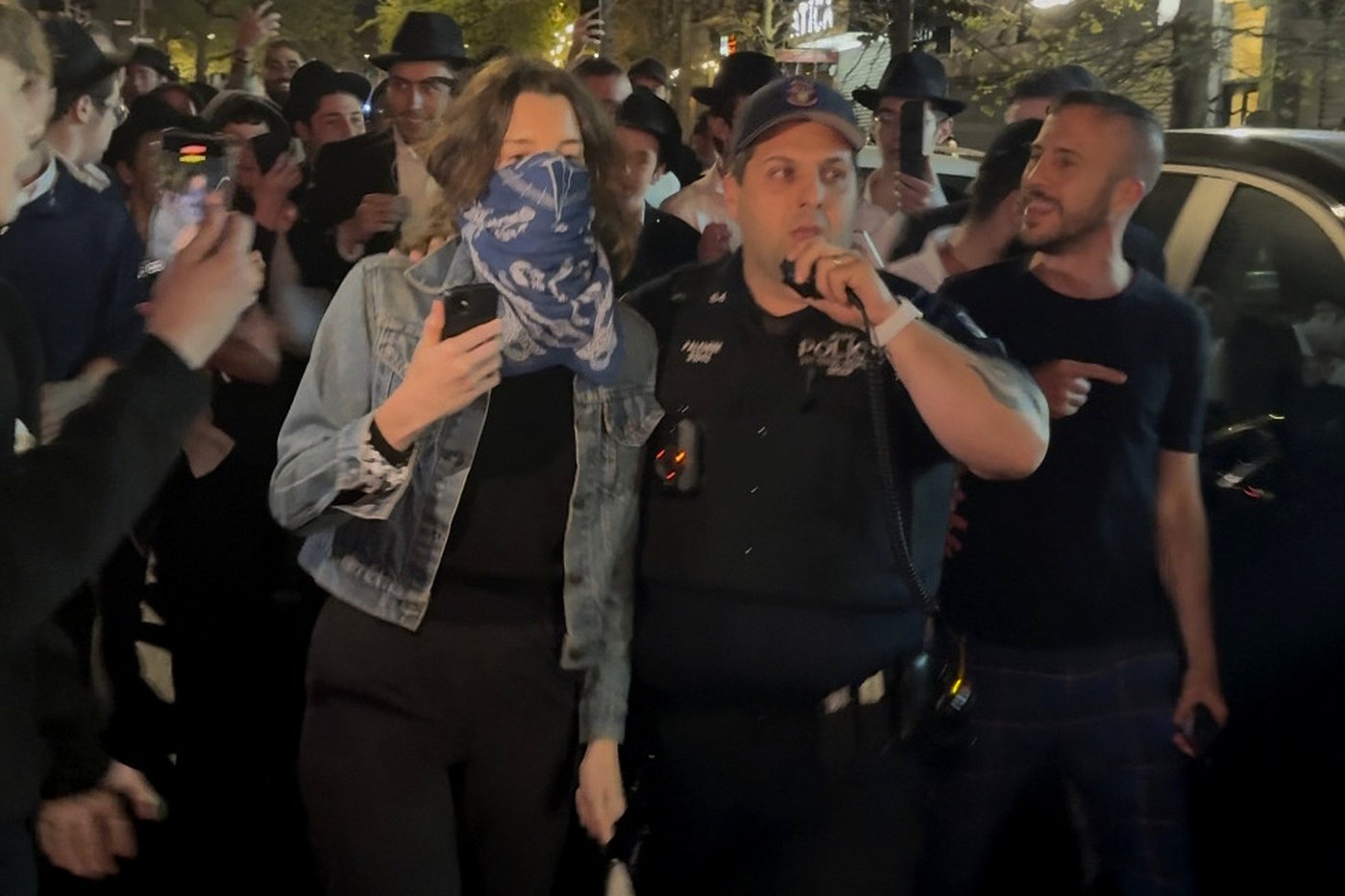 Mob chased Brooklyn woman after mistaking her for protester at speech by Israeli security minister | iNFOnews.ca