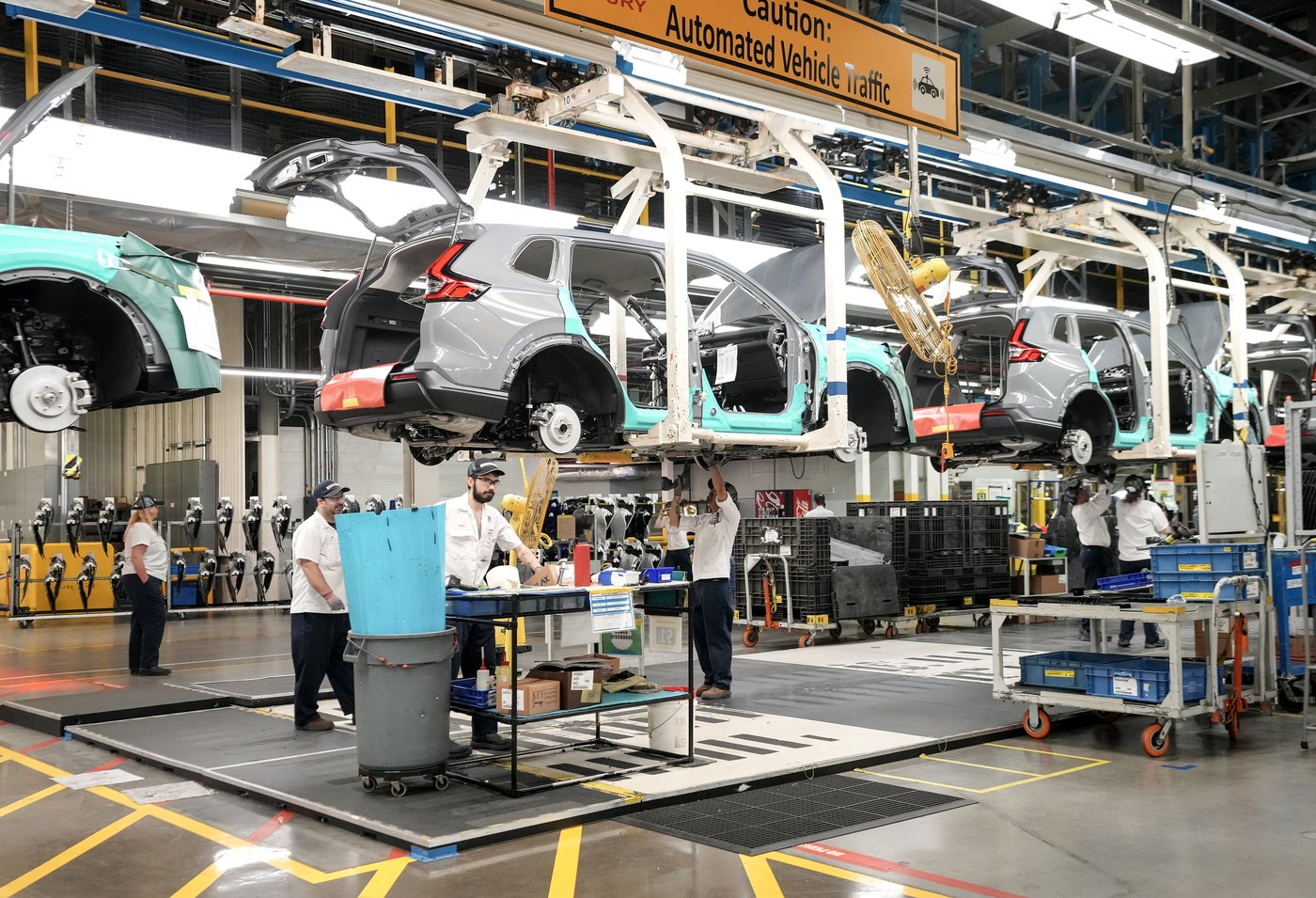 'More of the same': Jobless rate holds steady at 6.5% in October amid weak hiring | iNFOnews.ca