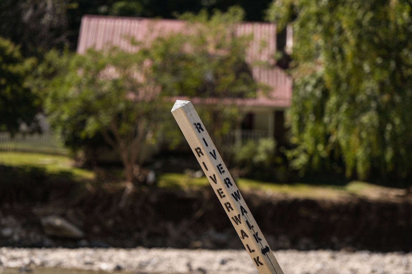 Inside the North Carolina mountain town that Hurricane Helene nearly wiped off the map | iNFOnews.ca Inside the North Carolina mountain town that Hurricane Helene nearly wiped off the map | iNFOnews.ca