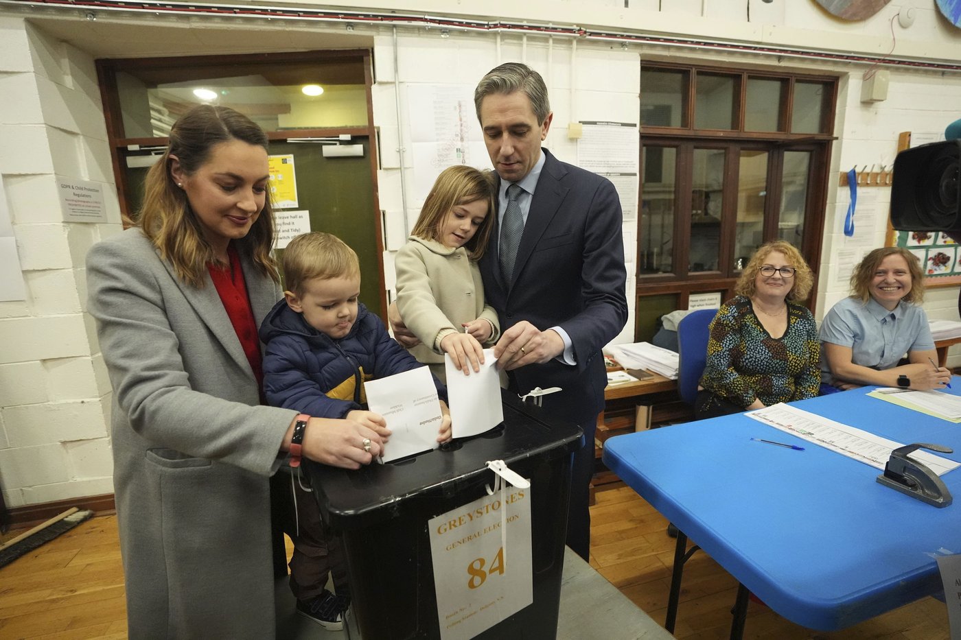 Ireland headed for coalition government following parliamentary election, exit poll suggests | iNFOnews.ca
