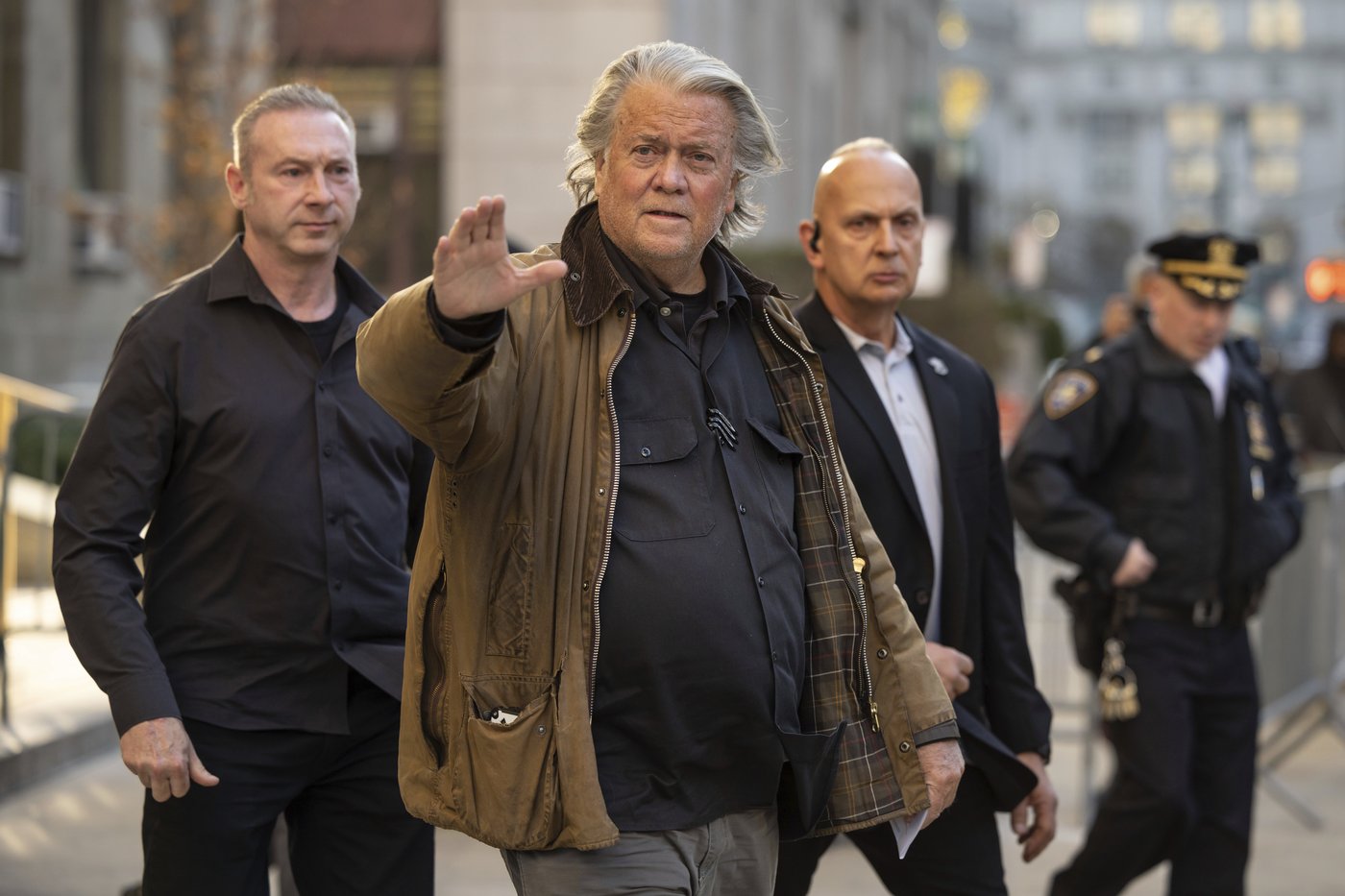 Steve Bannon's trial in a border wall charity scheme case delayed until February | iNFOnews.ca