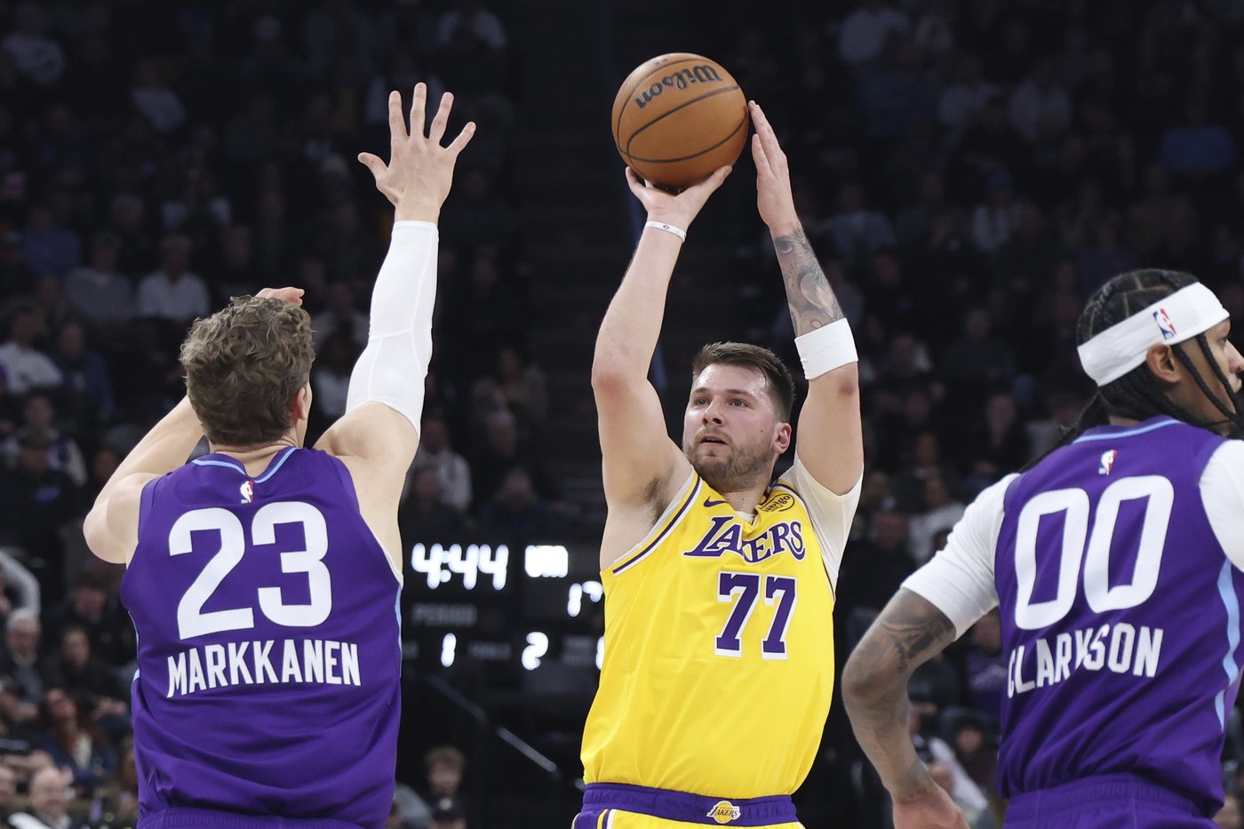 Lauri Markkanen scores 32 points to lead Jazz past Lakers 131-119 | iNFOnews.ca Lauri Markkanen scores 32 points to lead Jazz past Lakers 131-119 | iNFOnews.ca