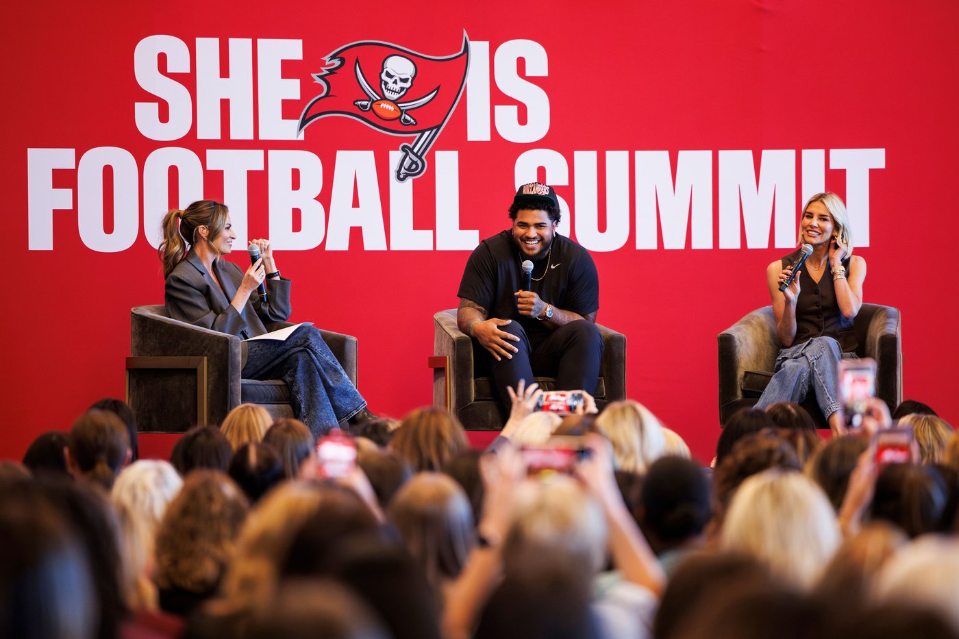 Buccaneers held inaugural 'She is Football Weekend' to increase opportunities for women in the NFL | iNFOnews.ca