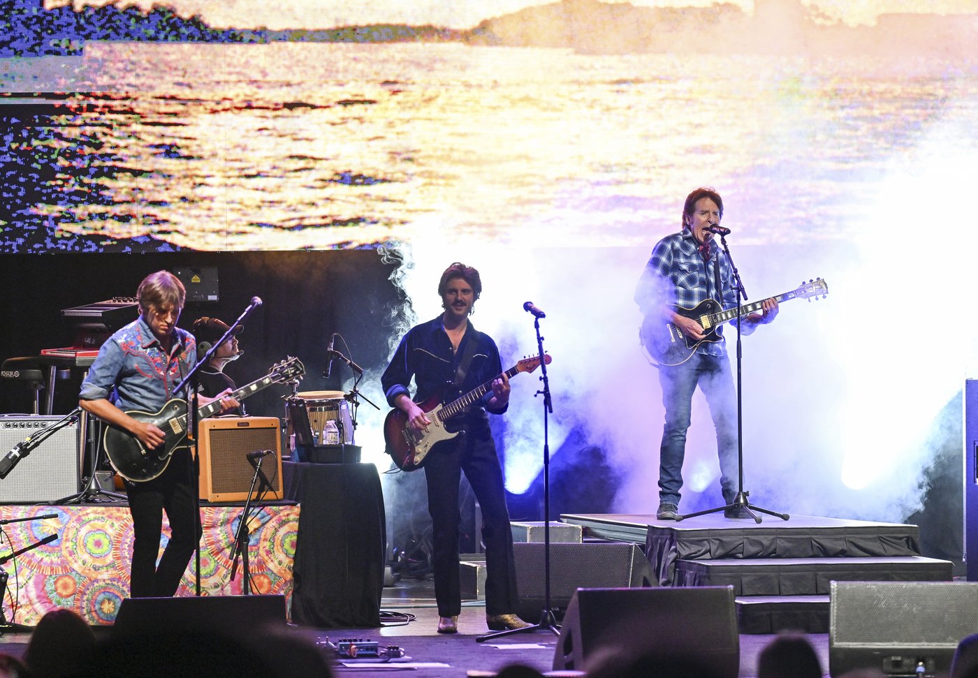 Former Creedence Clearwater front man John Fogerty celebrates 80th with show in Manhattan | iNFOnews.ca