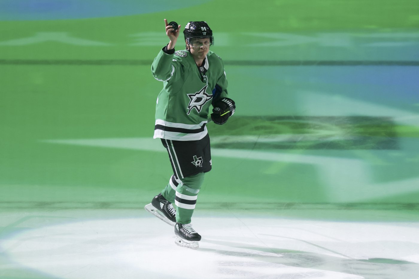 Another hat trick by a Finnish player Dallas got in a trade. This time, it's Granlund | iNFOnews.ca