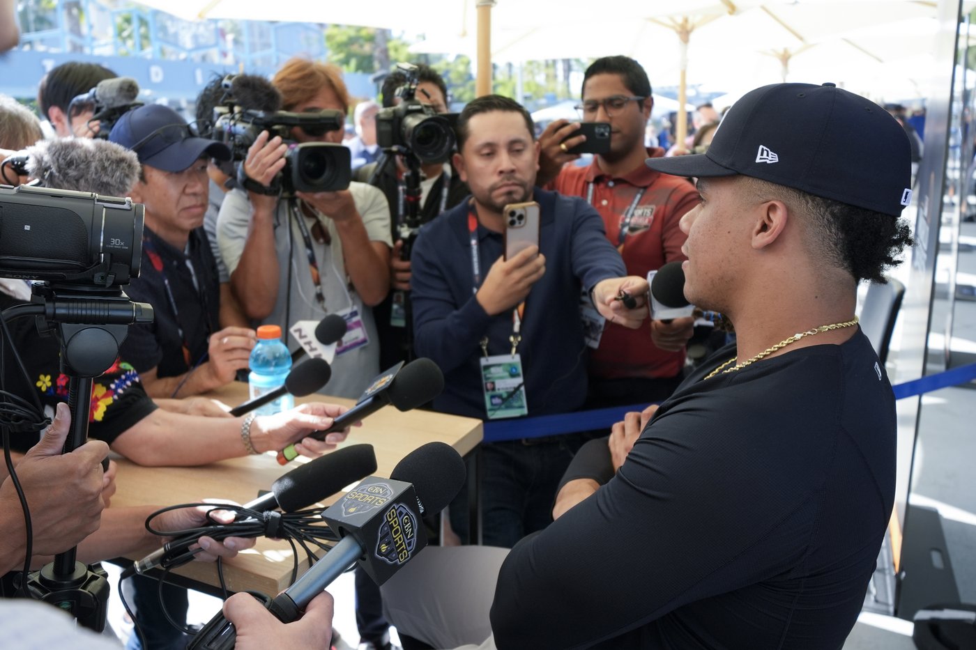 Juan Soto opens the World Series on his 26th birthday with baseball abuzz about his future | iNFOnews.ca Juan Soto opens the World Series on his 26th birthday with baseball abuzz about his future | iNFOnews.ca