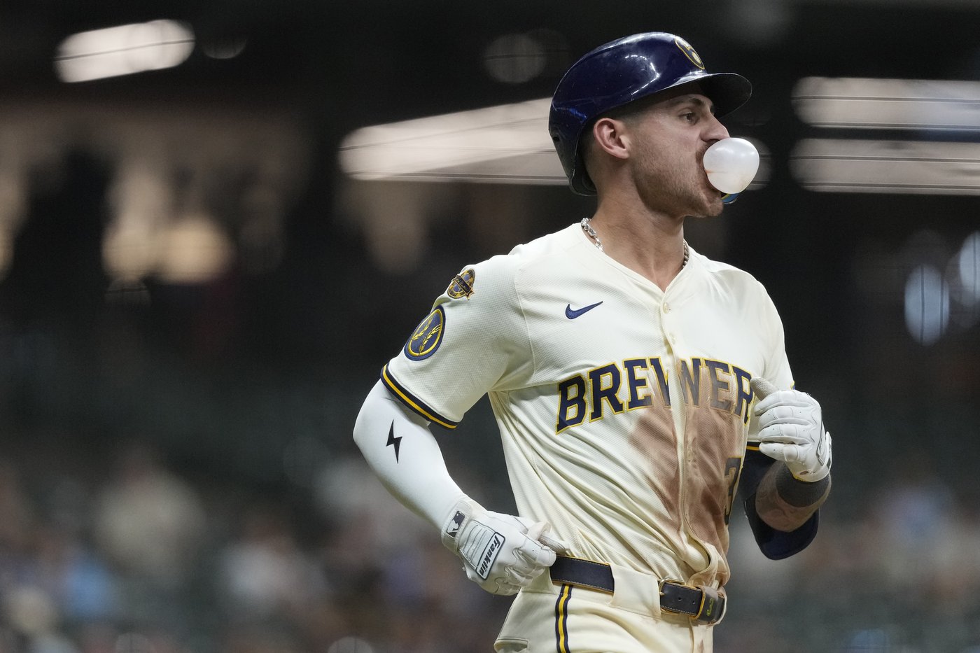 Turang's leadoff homer lifts Brewers over Pirates for 10th straight win | iNFOnews.ca Turang's leadoff homer lifts Brewers over Pirates for 10th straight win | iNFOnews.ca
