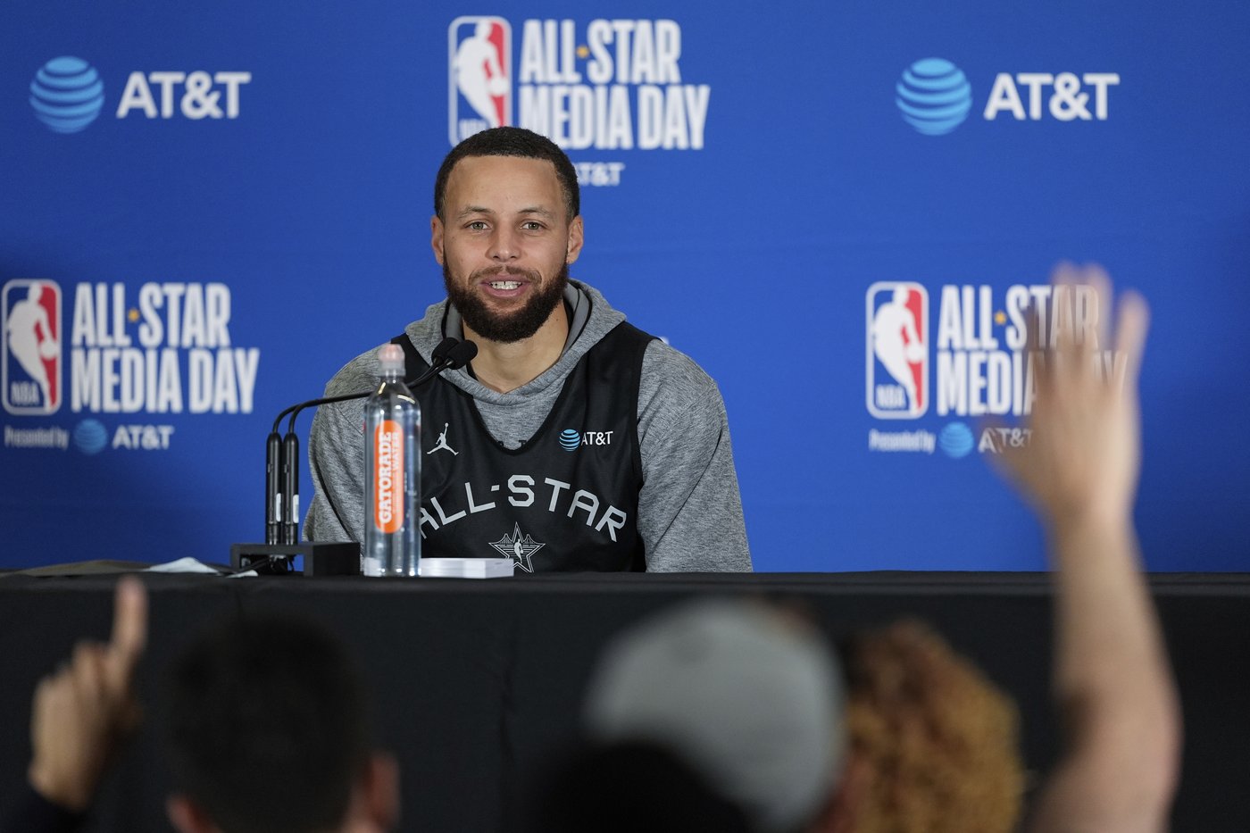 The new NBA All-Star format is here, and Sunday night will show whether it works | iNFOnews.ca