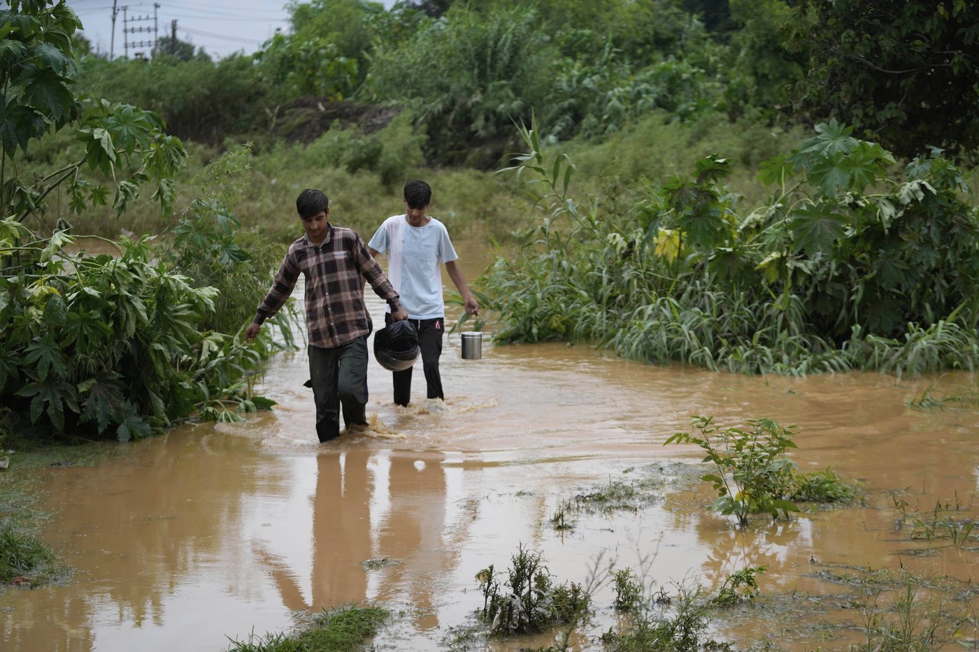 Photos show the effects of flooding in Kashmir after weeks of intense rain in the region | iNFOnews.ca