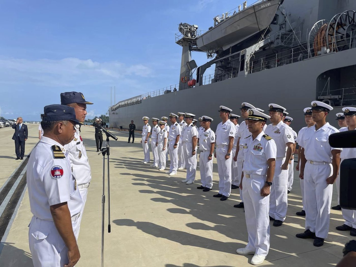Cambodia welcomes Japanese navy ships to naval base that US suspects is for China's special use | iNFOnews.ca