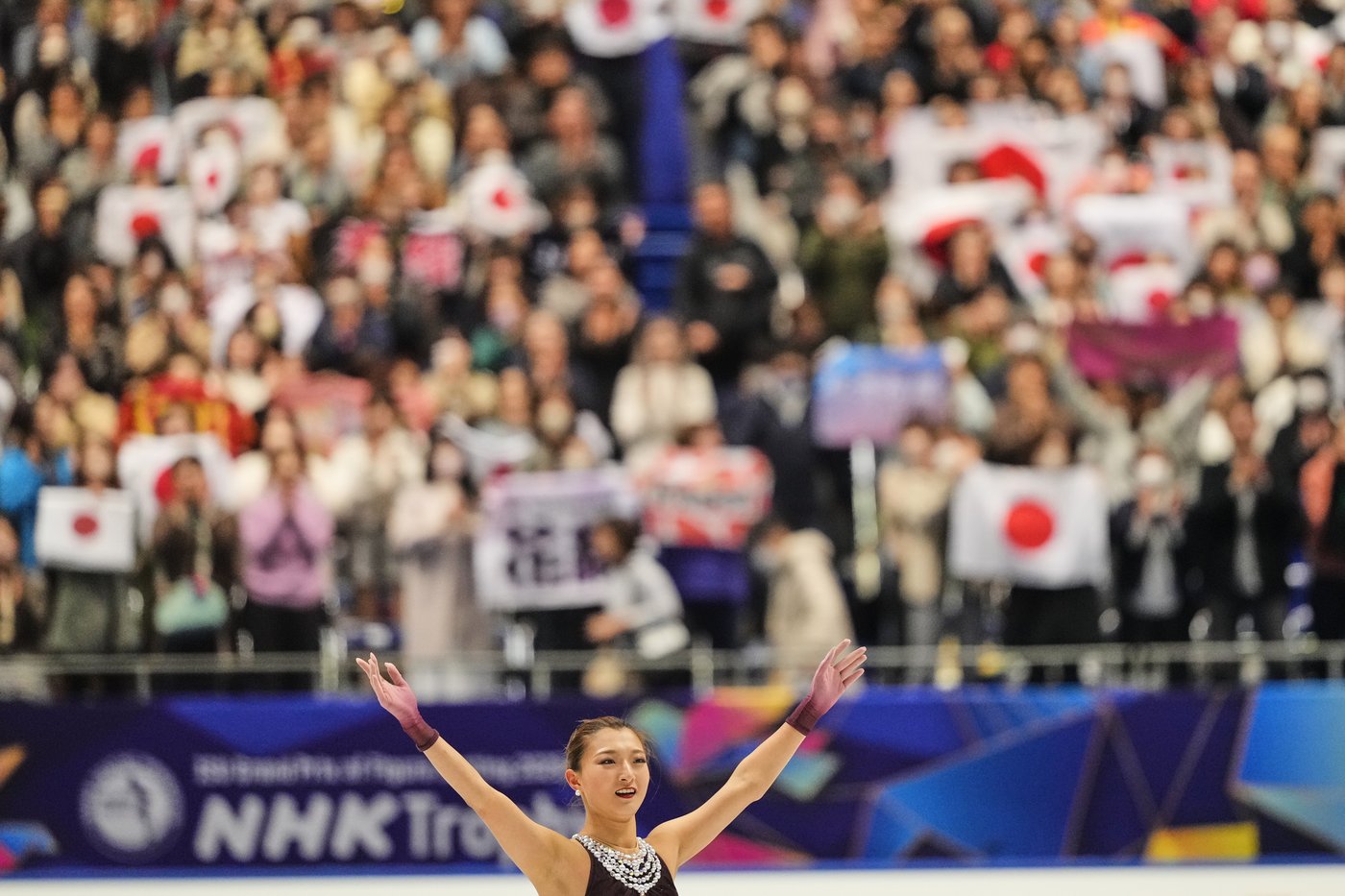Dominant Sakamoto defends title in final NHK Trophy, books spot in Grand Prix Final | iNFOnews.ca
