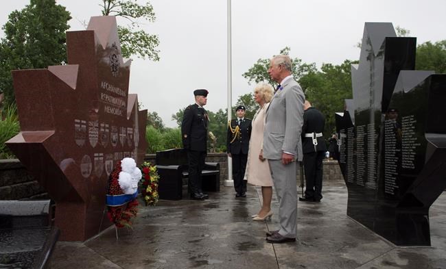 Hundreds line the streets in Ontario to meet Prince Charles, Camilla | iNFOnews.ca Hundreds line the streets in Ontario to meet Prince Charles, Camilla | iNFOnews.ca