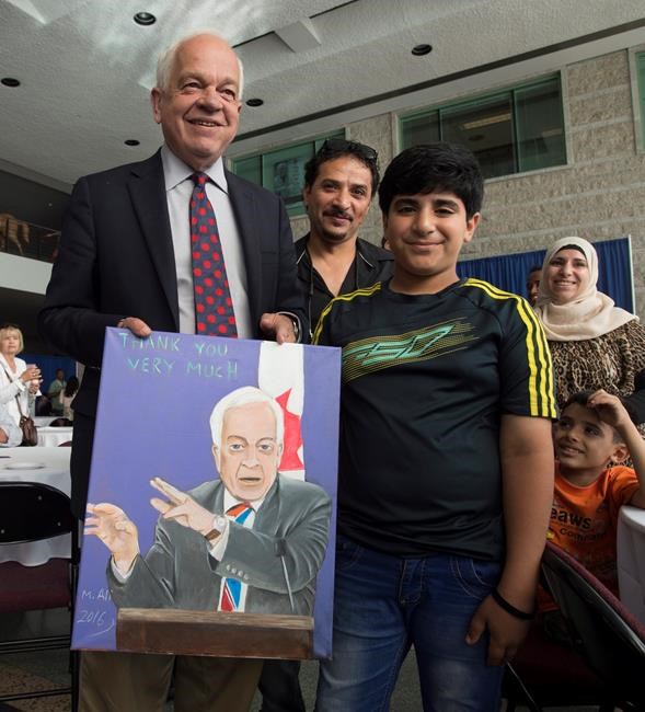 From Zaatari to Ottawa: young refugee and minister reunite over painting | iNFOnews.ca
