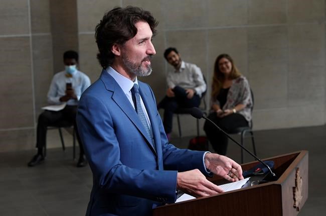 Trudeau uses commencement speech to compare youth today to Greatest Generation | iNFOnews.ca