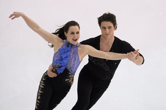Virtue and Moir, Osmond lead early at Canadian figure skating championships | iNFOnews.ca