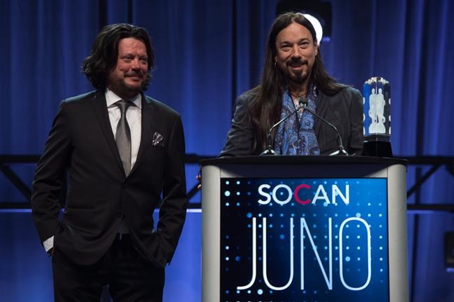 Gord Downie, Tragically Hip together win three awards at non-televised Juno gala | iNFOnews.ca