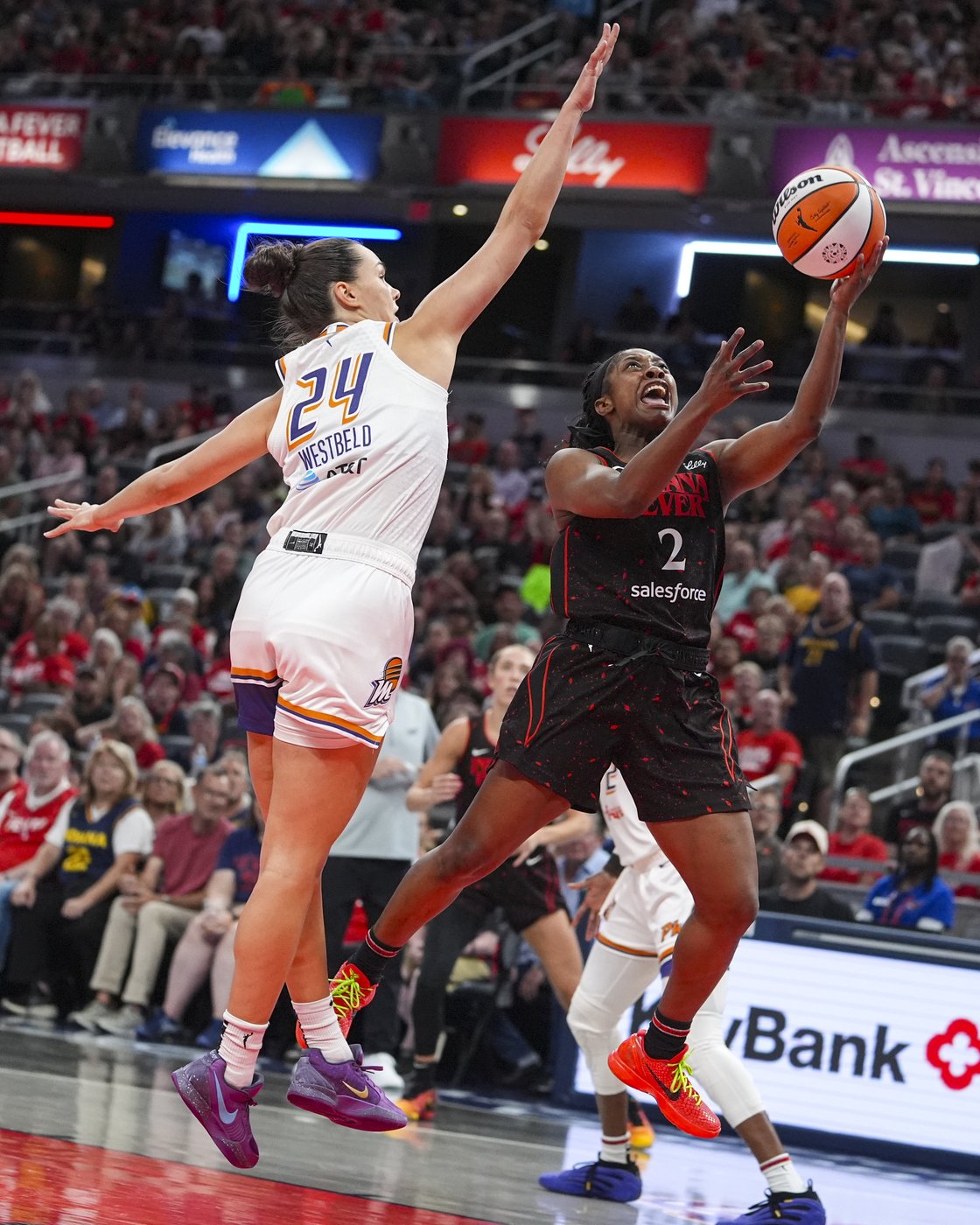 McDonald scores a career-high 27 and the short-handed Fever beat the Mercury for 3rd straight win | iNFOnews.ca McDonald scores a career-high 27 and the short-handed Fever beat the Mercury for 3rd straight win | iNFOnews.ca