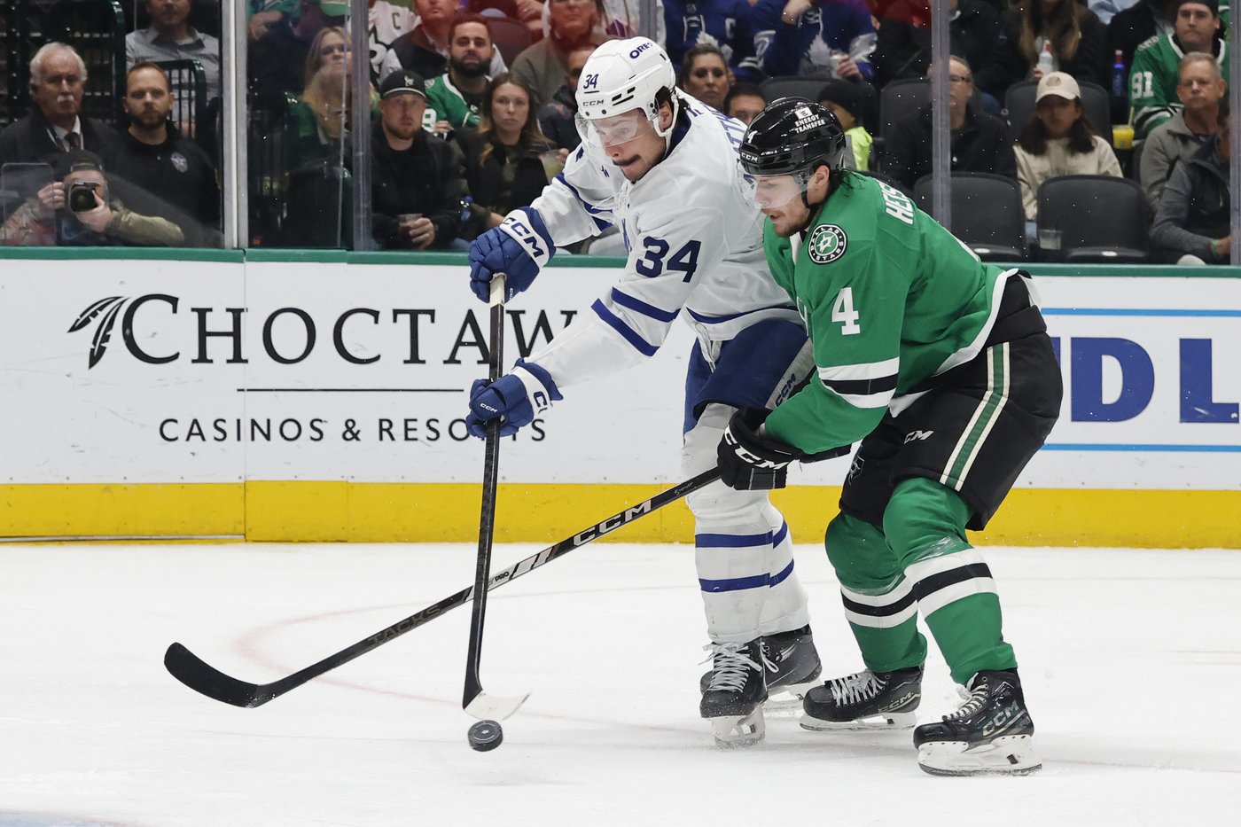 Nicholas Robertson part of key goals for Toronto in 5-3 win over Dallas and his older brother | iNFOnews.ca