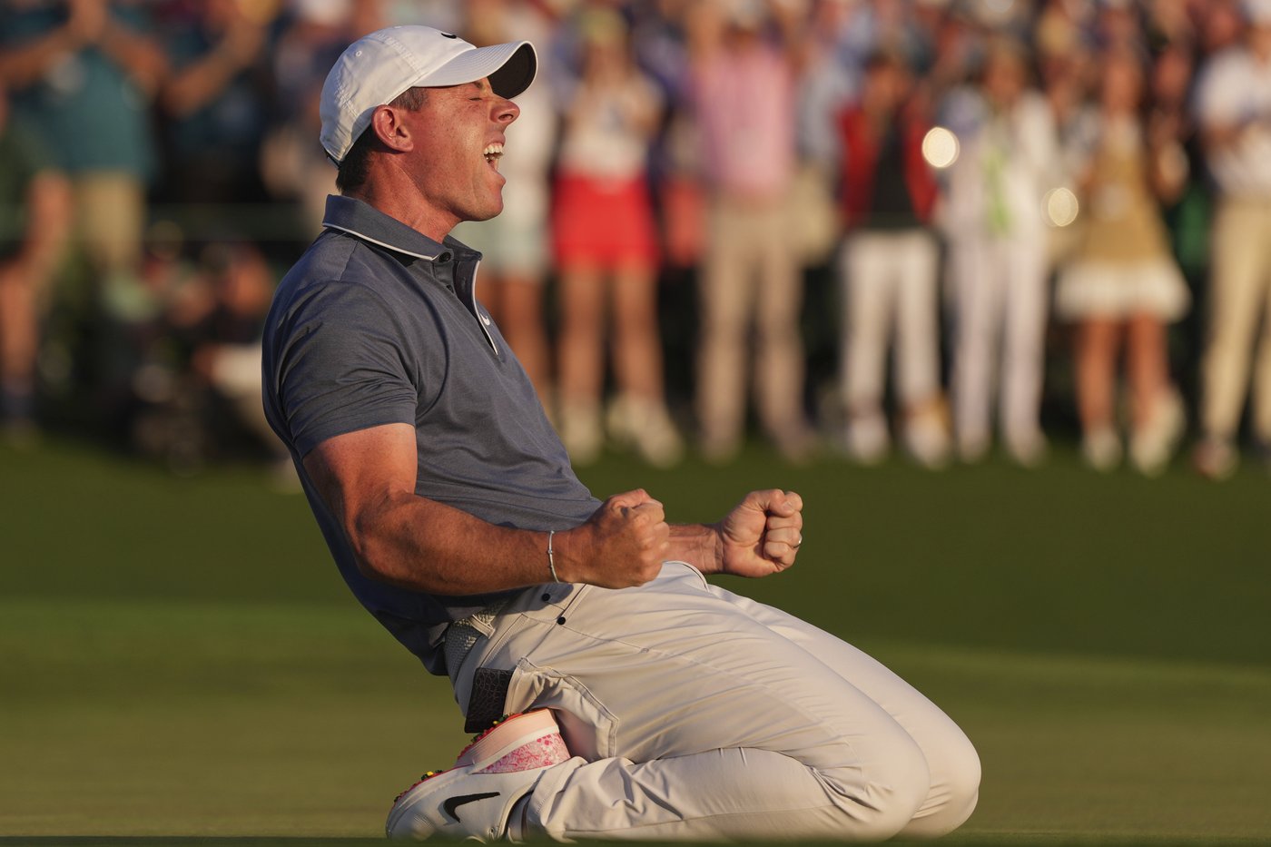 Rory McIlroy wins Masters playoff to complete the career Grand Slam | iNFOnews.ca