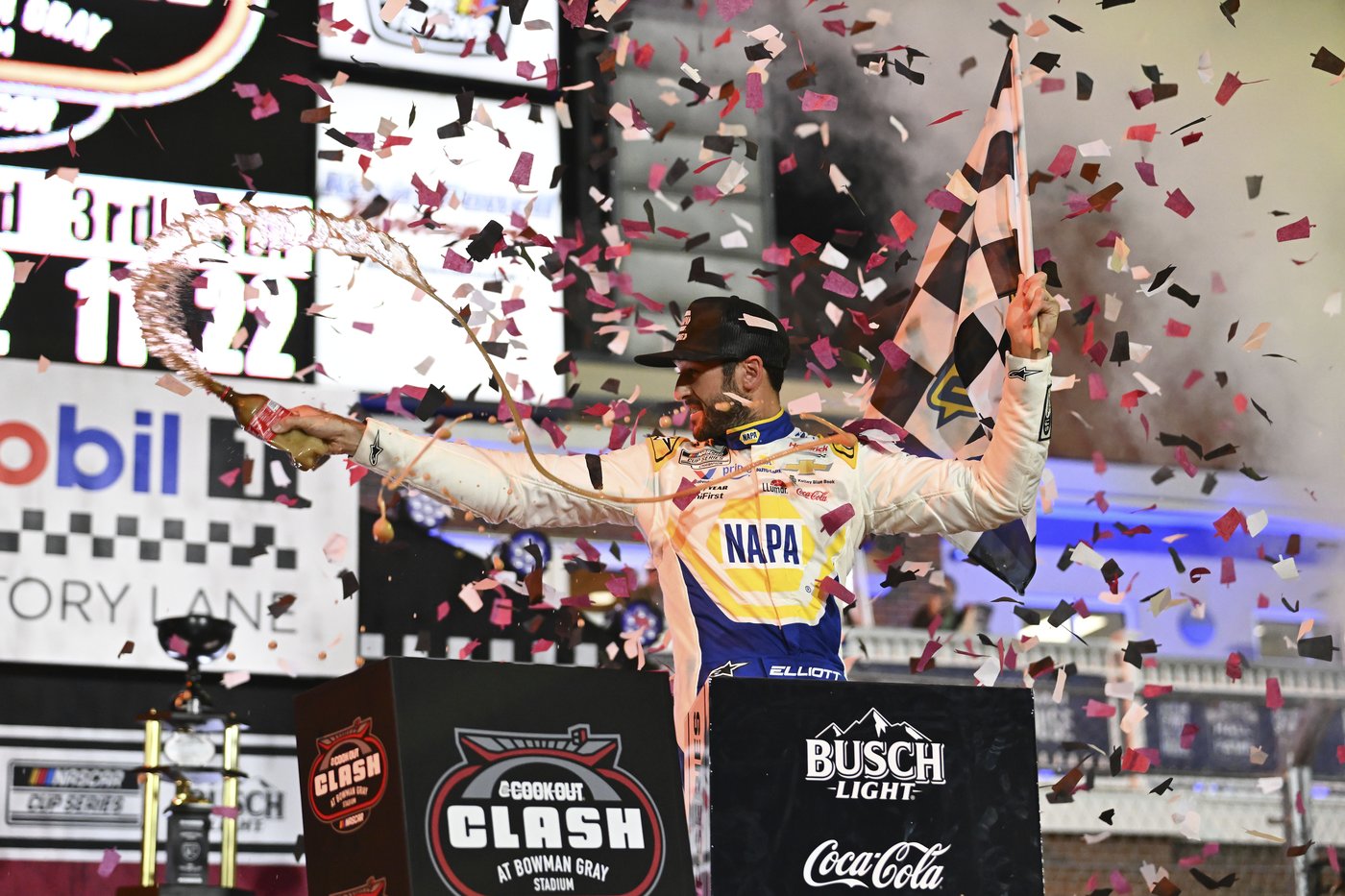 Chase Elliott wins Clash at Bowman Gray and sets sights on following it with Daytona 500 victory | iNFOnews.ca
