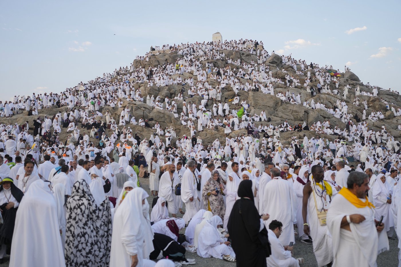 PHOTO COLLECTION: YE-Top Photos-Religion | iNFOnews.ca