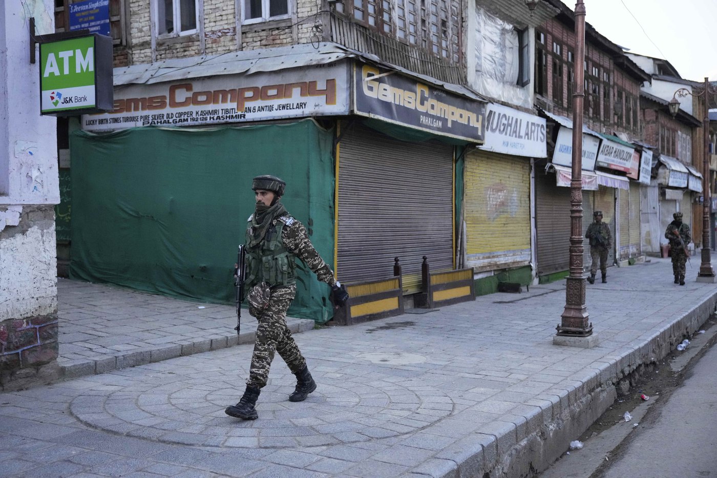 Militants kill at least 26 tourists at a resort in Indian-controlled Kashmir | iNFOnews.ca Militants kill at least 26 tourists at a resort in Indian-controlled Kashmir | iNFOnews.ca