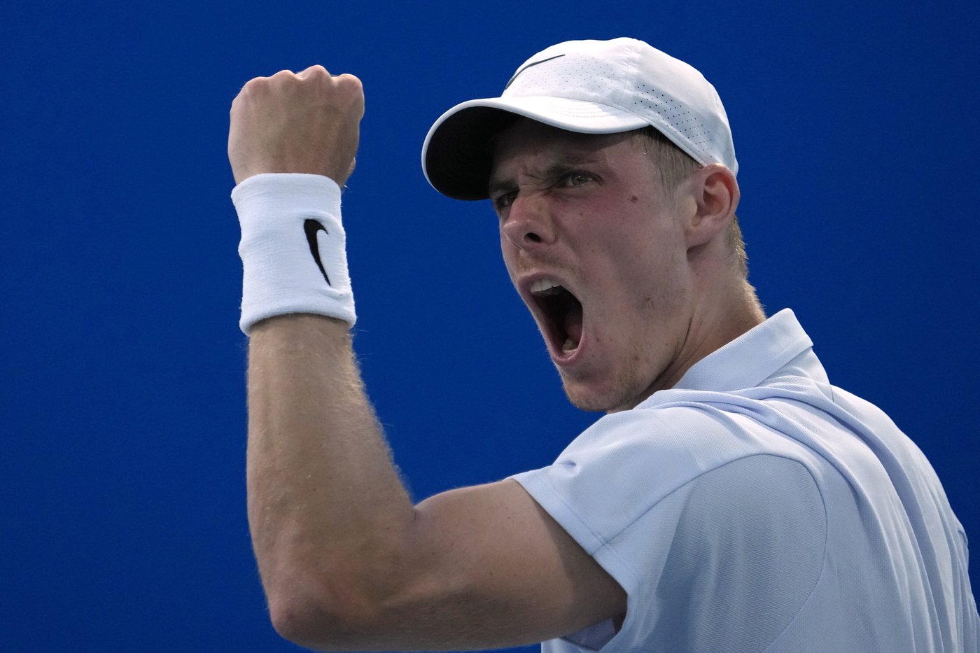 Canada's Shapovalov advances to Mifel Tennis Open final with win over Walton | iNFOnews.ca Canada's Shapovalov advances to Mifel Tennis Open final with win over Walton | iNFOnews.ca